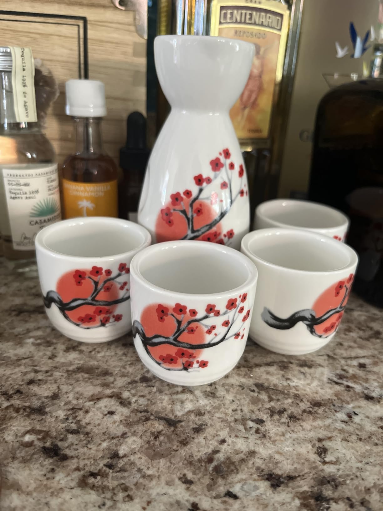 Tosnail 5 Pieces Ceramic Japanese Sake Set, 1 Serving Carafe and 4 Cups - Pink Sakura customer photo 1