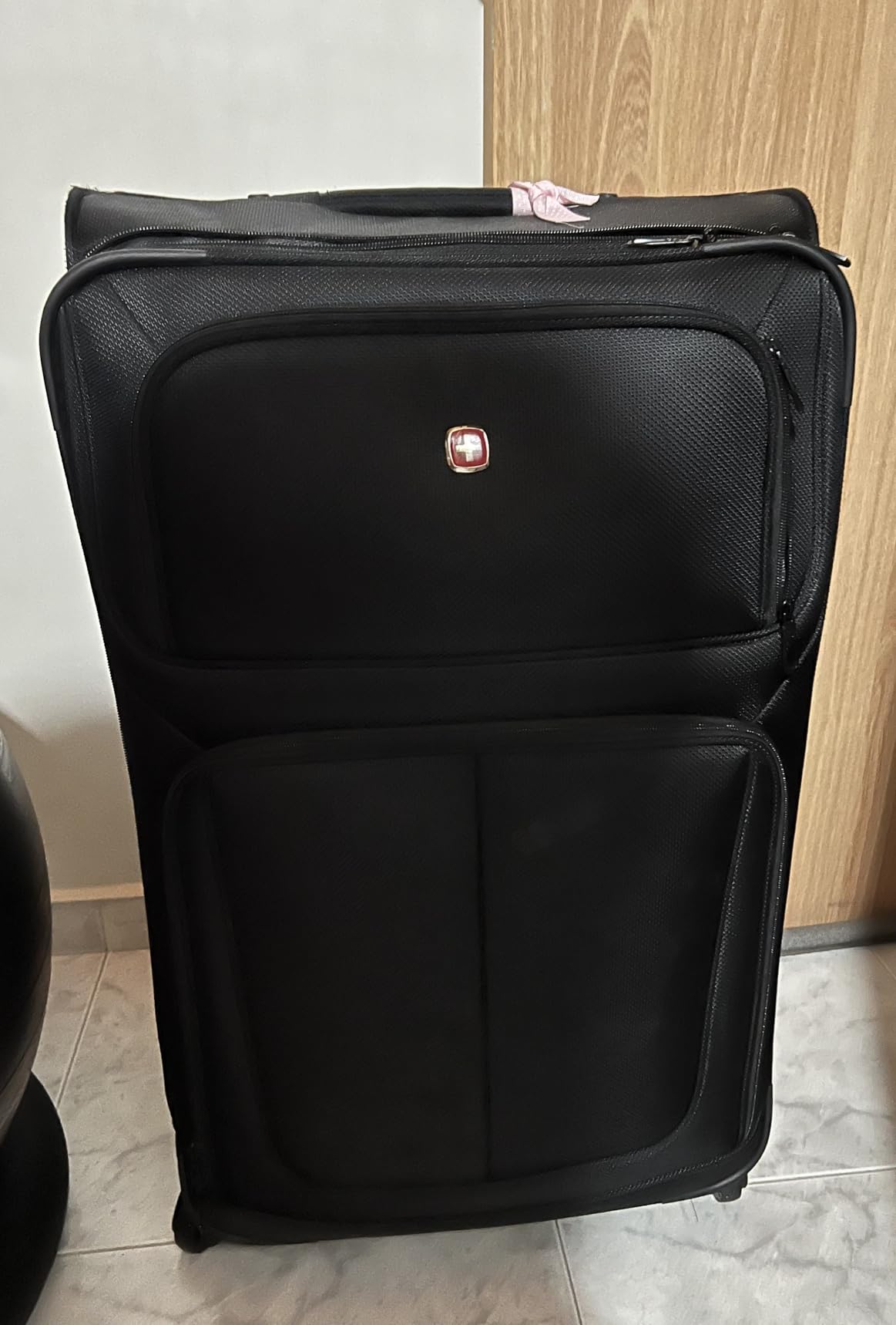 SwissGear Sion Softside Expandable Spinner Luggage Durable Lightweight Travel Suitcase, Dark Grey, 3-Piece Set (21/25/29) customer photo 2