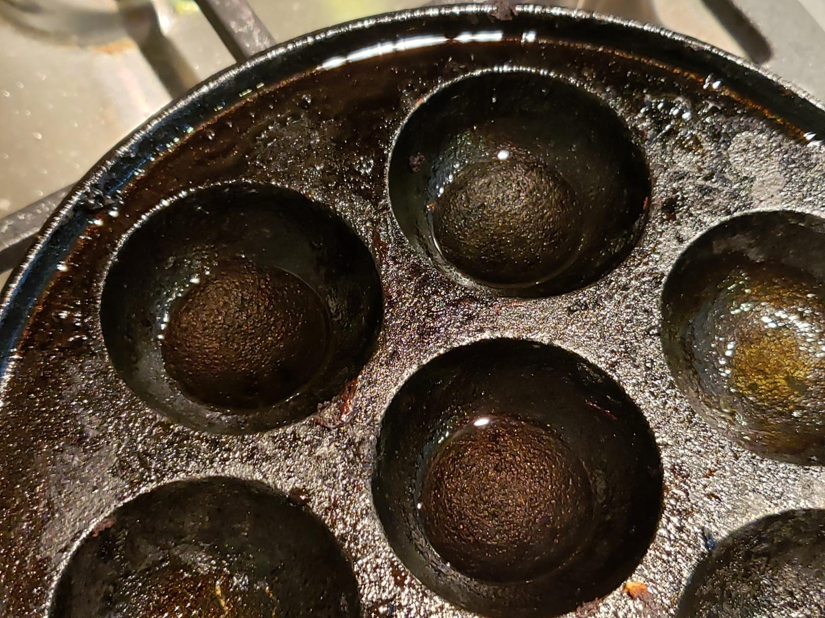 Upstreet Cast Iron Aebleskiver Pan - Ideal for Mini Pancake Mold, Cake Pop Pan, and Takoyaki Maker (Black) customer photo 2