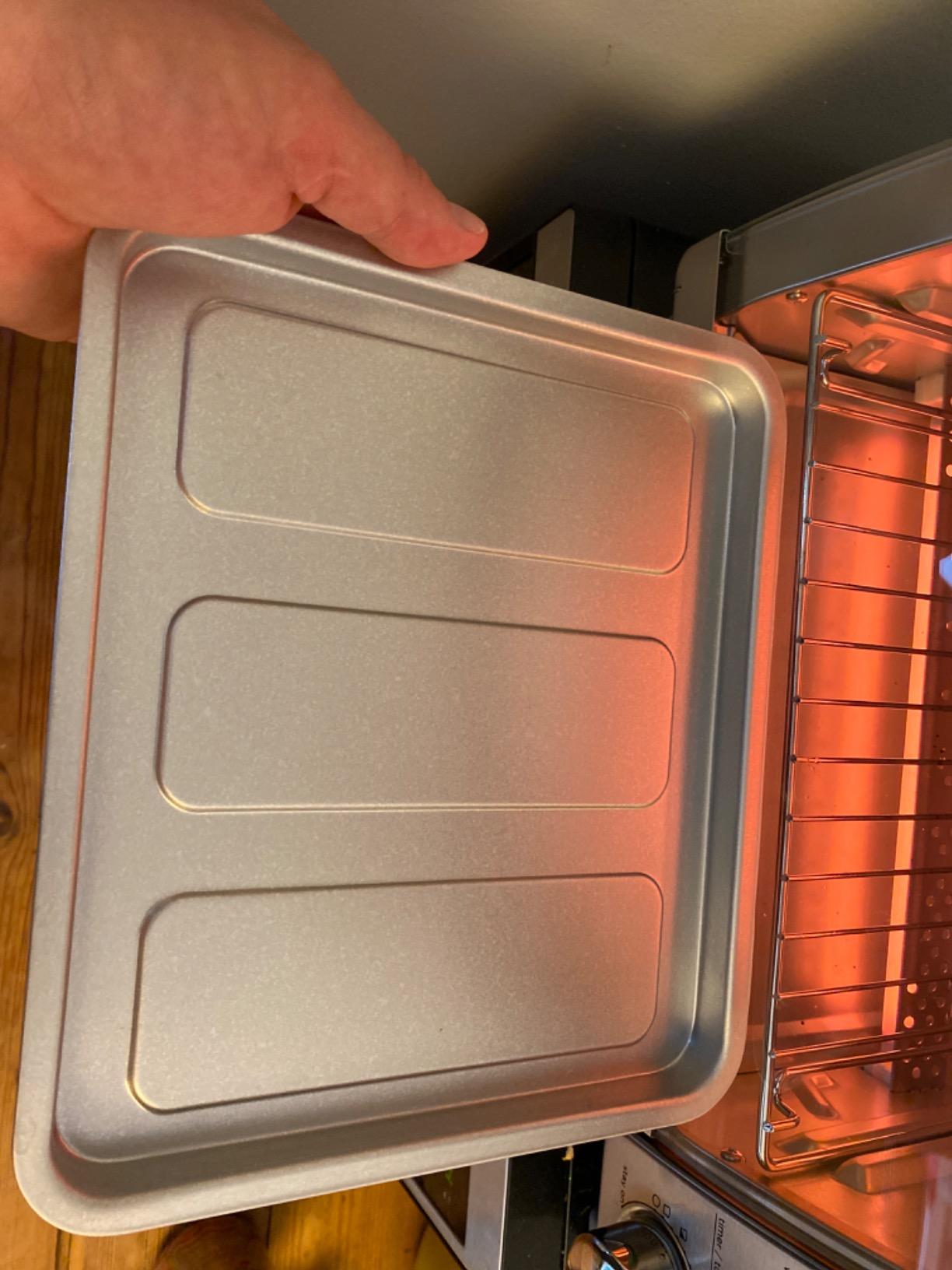 BLACK+DECKER 4-Slice Toaster Oven with Natural Convection, Stainless Steel, TO1760SS (TO1760SST-1) customer photo 1