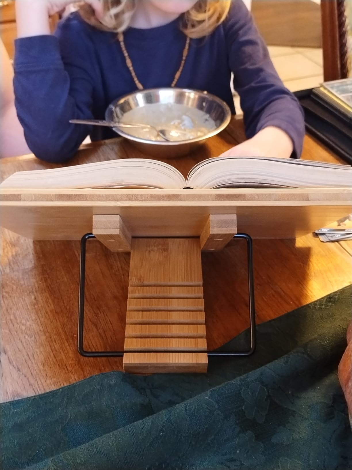 wishacc Bamboo Book Stand, Adjustable Book Holder Tray and Page Paper Clips-Cookbook Reading Desk Portable Stable Hard-Wearing Lightweight Bookstand-Textbooks Books customer photo 2