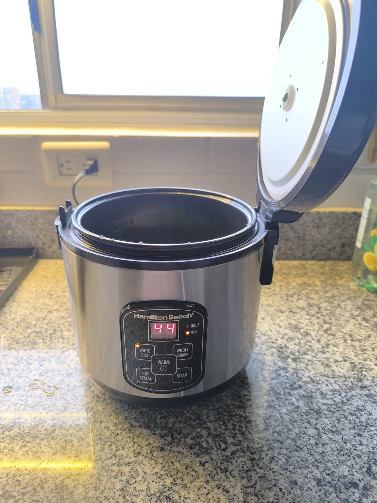 Hamilton Beach Digital Programmable Rice Cooker & Food Steamer, 8 Cups Cooked (4 Uncooked), With Steam & Rinse Basket, Stainless Steel (37518) customer photo 1