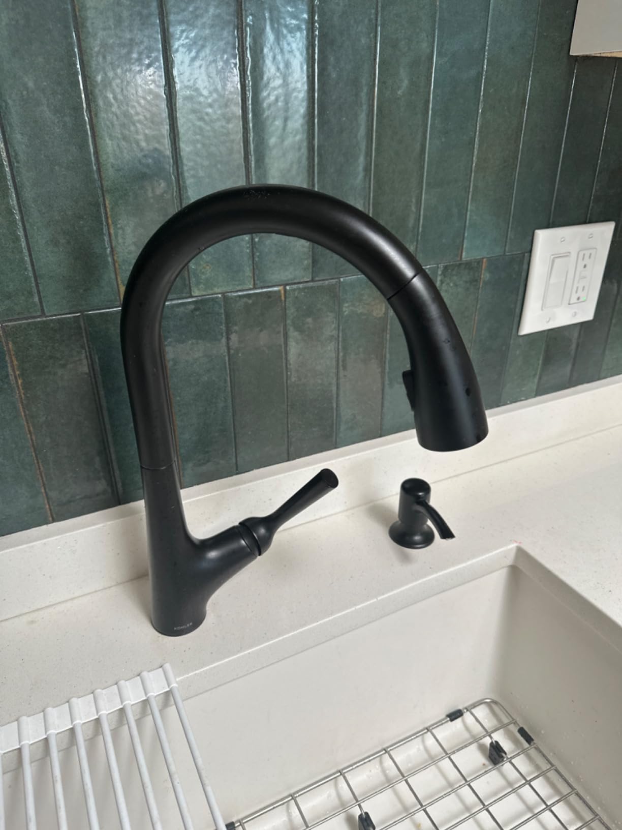 KOHLER K-R77748-SD-VS Malleco Touchless Kitchen Faucets with Soap Dispenser, Kitchen Sink Faucets with Pull Down Sprayer, Vibrant Stainless customer photo 1