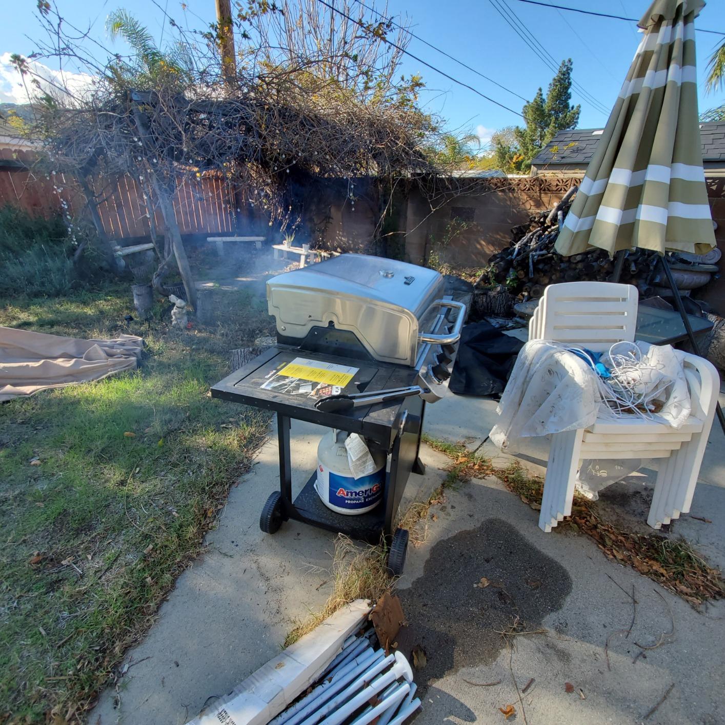 Mountain Grillers | BBQ Smoker Box - Stainless Steel Box for Wood Chips - Ideal Gas and Charcoal Grills - Barbeque Grill Accessories - Durable Construction - Ideal for Outdoor Cooking Adventure customer photo 2
