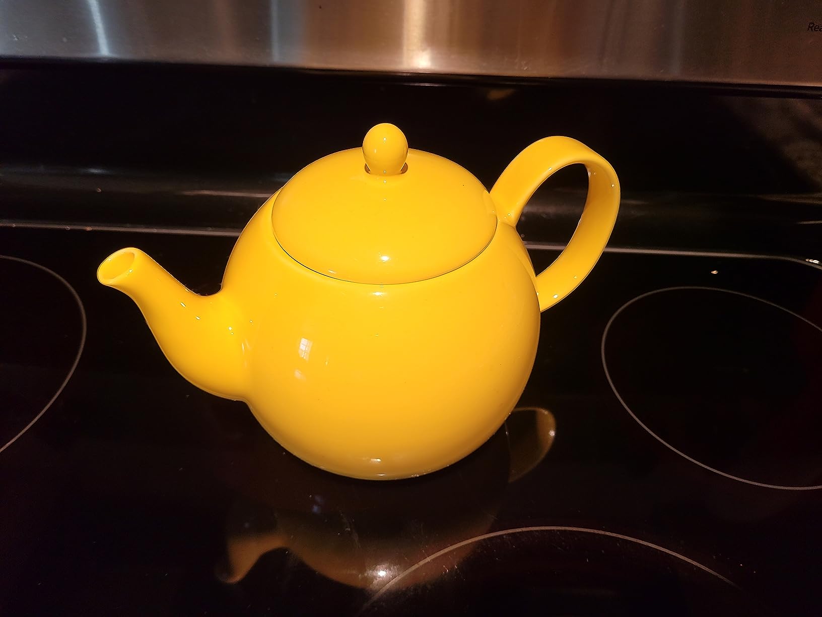 Sweese Porcelain Teapot, 40 Ounce Tea Pot - Large Enough for 5 Cups, White customer photo 1