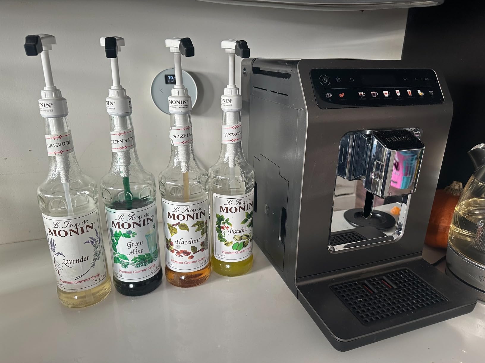 Monin - Pistachio Syrup | Rich & Buttery Sweetness, Premium Syrup for Coffee, Cold Brews & More | Clean Label with No Artificial Flavors, No Artificial Preservatives (BPA Free Bottle, 25.4 fl oz) customer photo 2