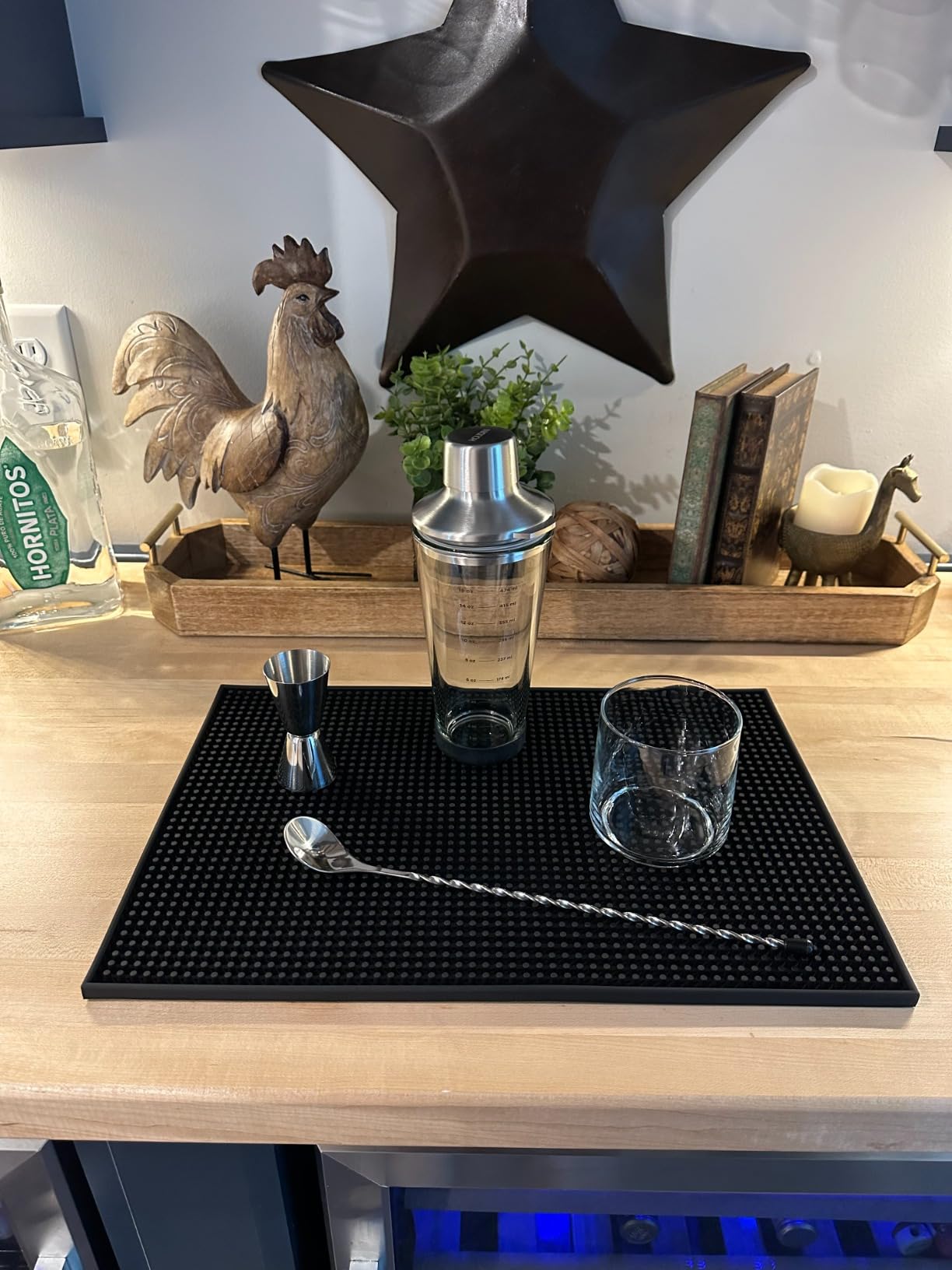 BARsics PVC Bar Service Mat for Cocktail Bartender 18x12 inches (Black 2-Pack) customer photo 2