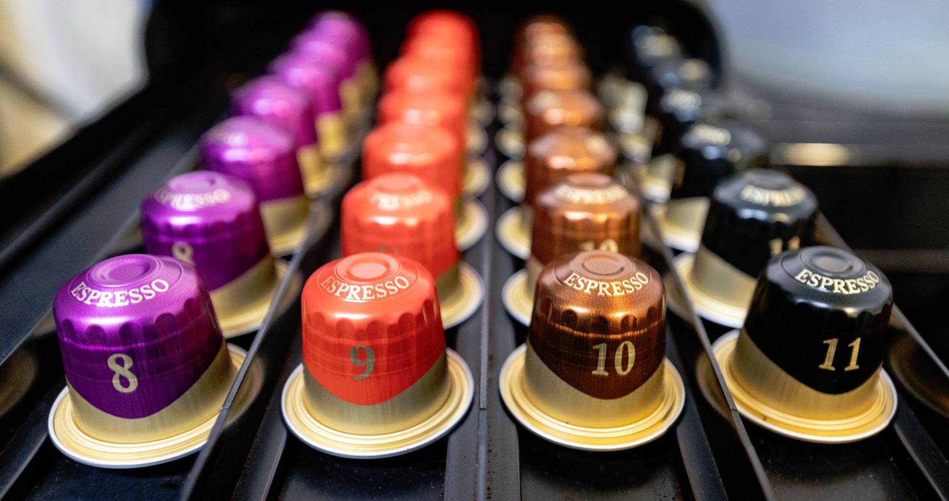 Peet's Coffee, Dark and Medium Roast Espresso Capsules Variety Pack, Compatible with Nespresso Original Machine, 100% Arabica Coffee - Intensity 8-11, 40 Count customer photo 2