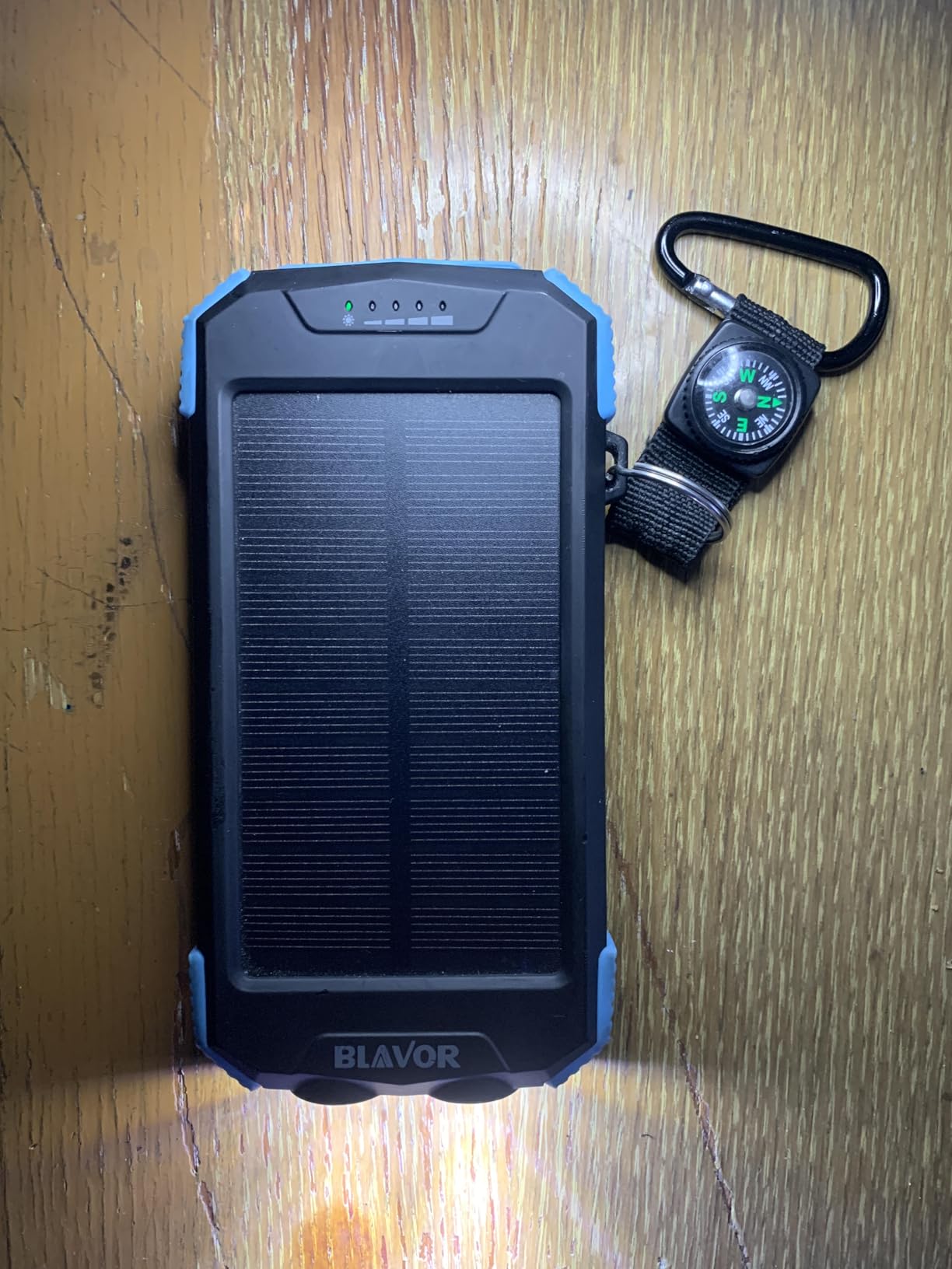 BLAVOR Solar Power Bank 10,000mAh, Portable Wireless Charger, 20W Fast Charging External Battery Pack with USB C for Cell Phones, Solar Panel Charging with Dual Flashlight for Camping customer photo 1