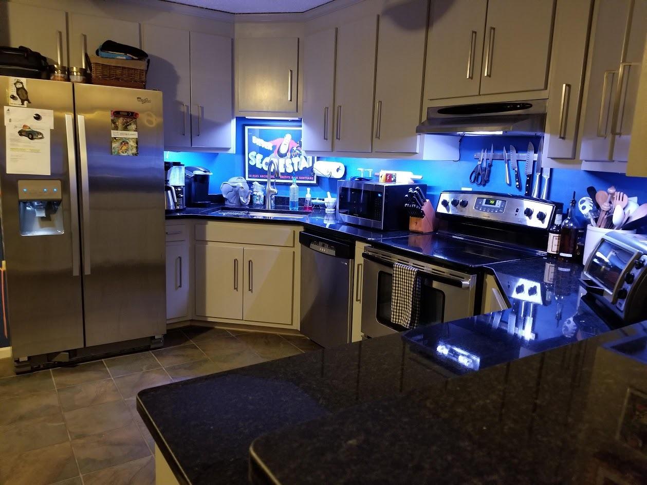 Under Cabinet LED Lighting, Dimmable Under Counter Lights, WiFi Smart Controlled,RGB,12 Inch, Multicolor Linkable Lamps with Remote Control, Compatible with Alexa Google Home (6 Pack) customer photo 1