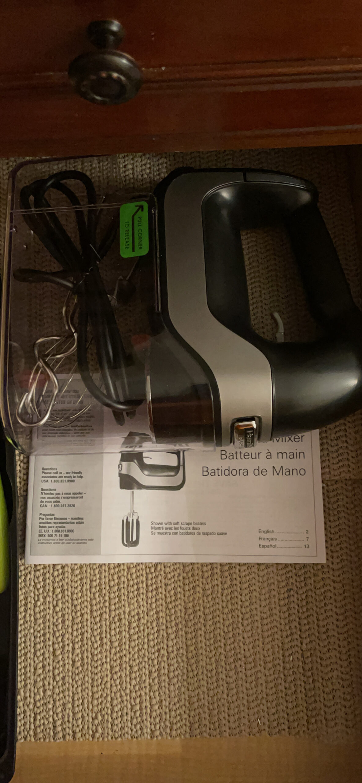 Hamilton Beach Professional 7-Speed Digital Electric Hand Mixer with High-Performance DC Motor, Slow Start, Snap-On Storage Case, SoftScrape Beaters, Whisk, Dough Hooks, Matte Black (62655) customer photo 1