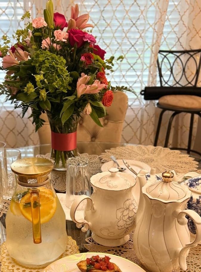 Jomop European Style Ceramic Flower Teapot Coffee Pot Water Pot Porcelain Gift Large 5.5 Cups (Blue and White) customer photo 2