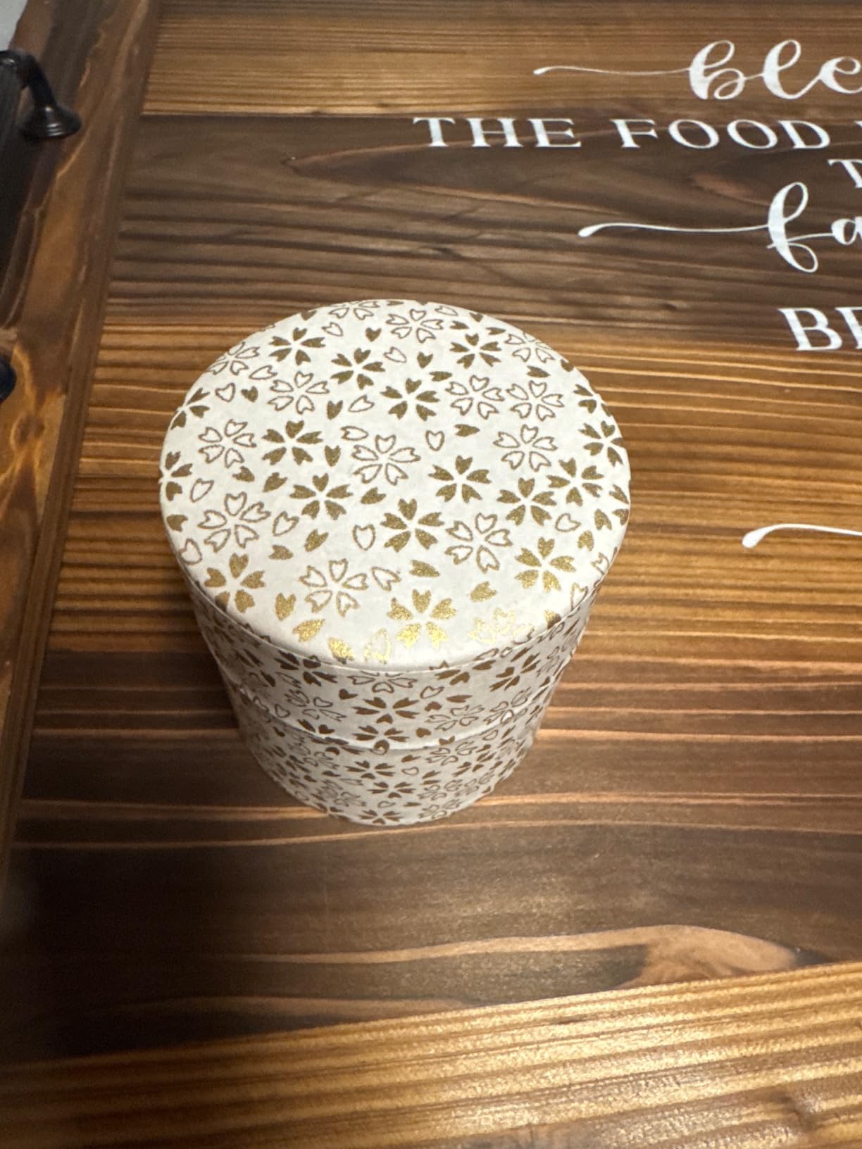 Yamako Pokkan a Japanese Tea Tin Canister, Air Tight, Double Lid, 200g Tea Capacity (Wave - Japanese Traditional Wave Pattern, L - 200g) customer photo 1