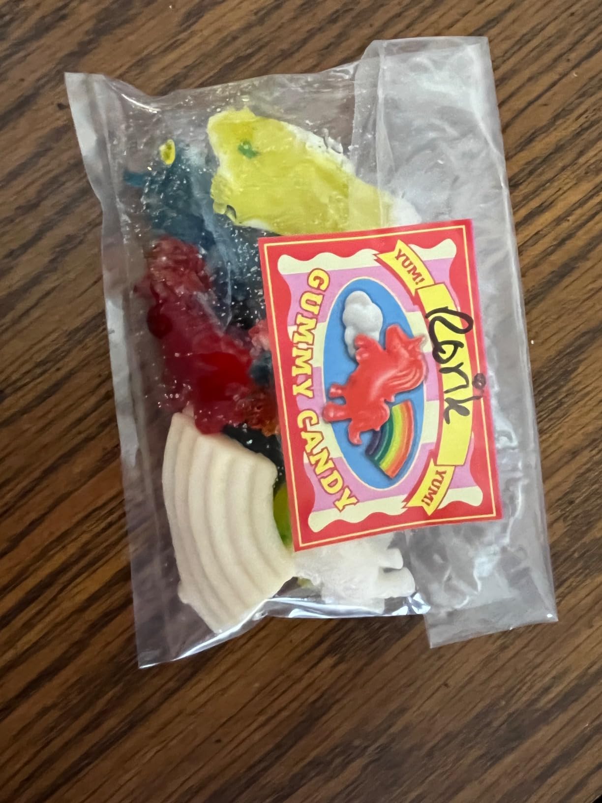 Thames & Kosmos Rainbow Gummy Candy Lab - Unicorns, Clouds & Rainbows! Sweet Science STEM Experiment Kit, Make Your Own Gummy Candies in Cool Shapes & Colors customer photo 2