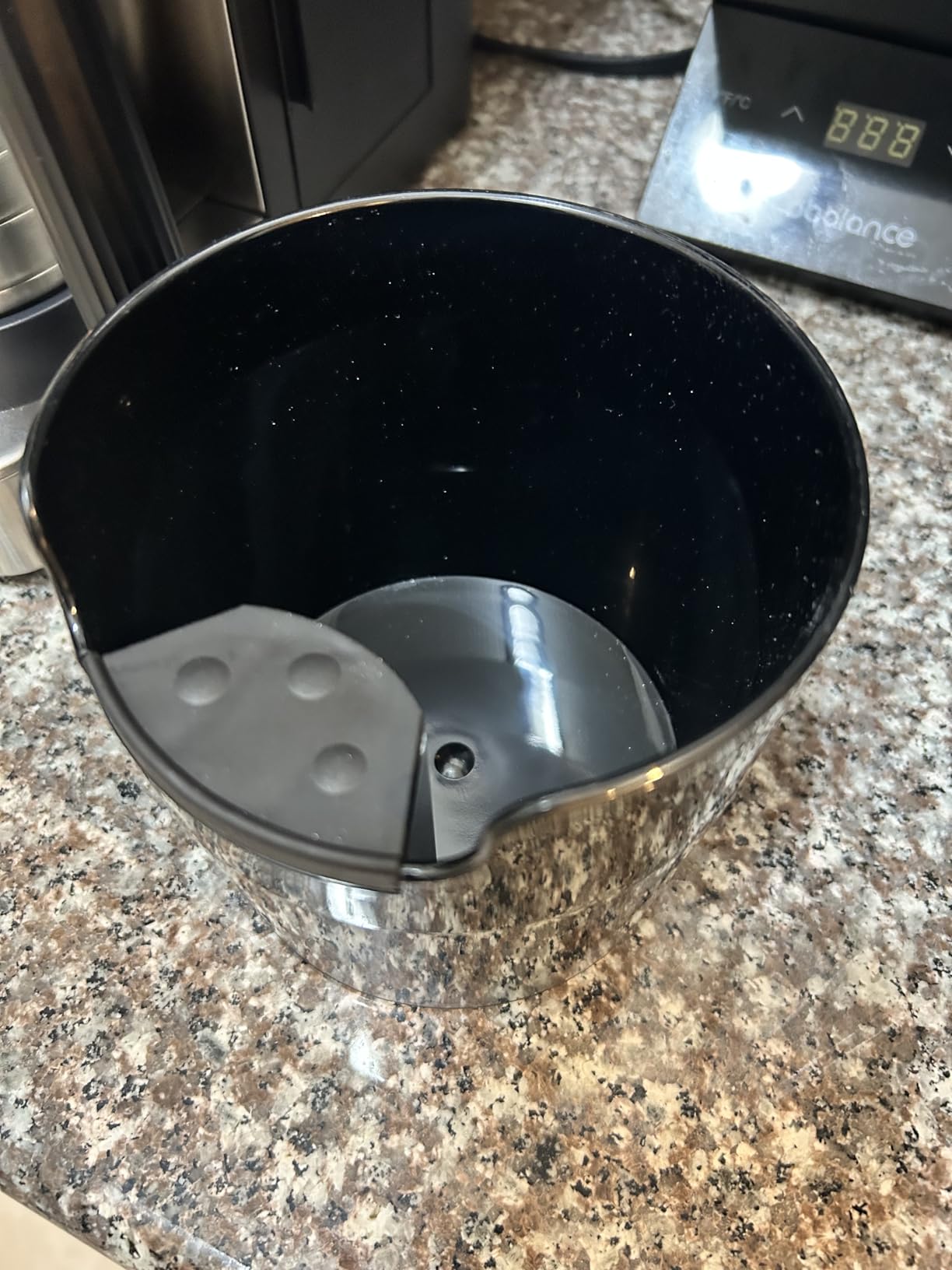homeffect Knock Box for Coffee Grounds - Innovative Barista Accessory with Improved Handling - Coffee Knock Box for Espresso Machine, Black customer photo 2