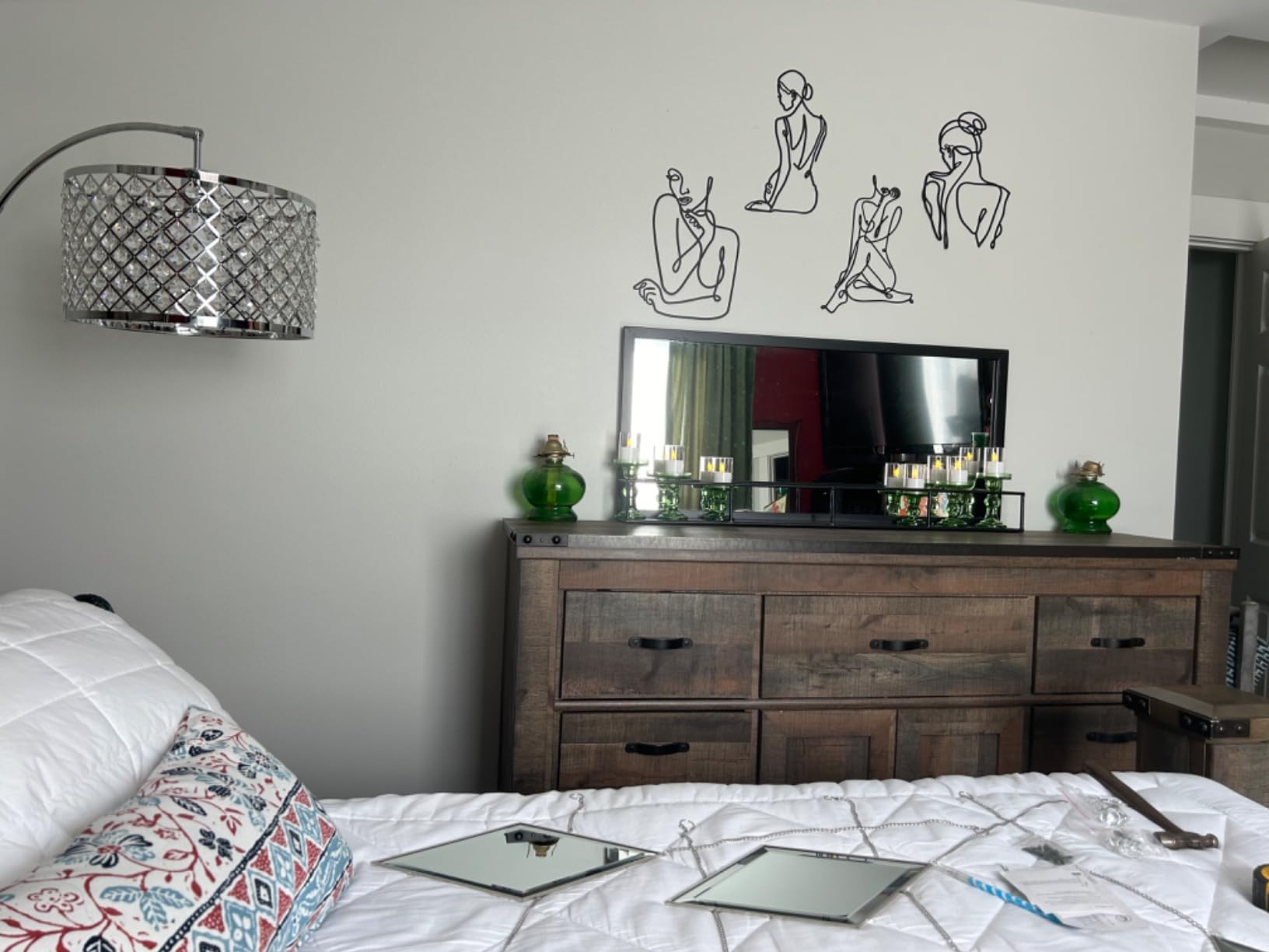 Kate and Laurel Jackson Modern Glam Metal Frame Mirror and Shelf, Gold 18x40 customer photo 1