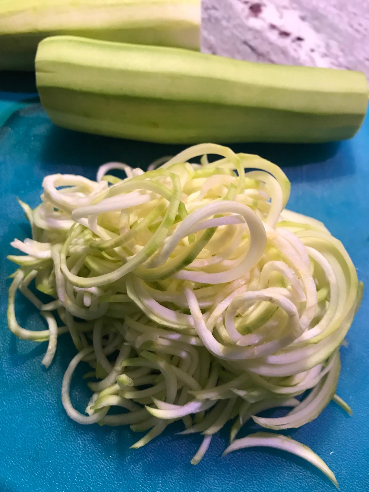 Fullstar Vegetable Spiralizer and Slicer - Zucchini Spiralizer Noodle Maker with Sharp Stainless Steel Blades, Spiralizer for Veggie Noodles, Cucumber Veggie Vegetable Zoodler, Kitchen Gadget (4 in 1) customer photo 2