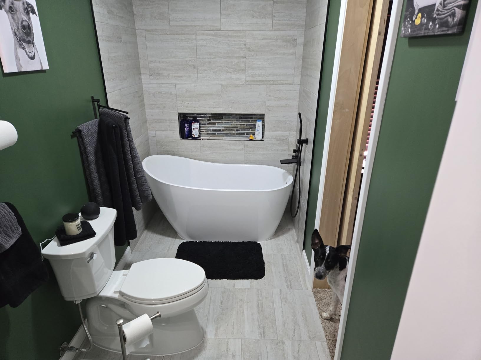 WOODBRIDGE Acrylic Freestanding Contemporary Soaking Tub with Brushed Nickel Overflow and Drain, B-0006 / BTA1507, 54\