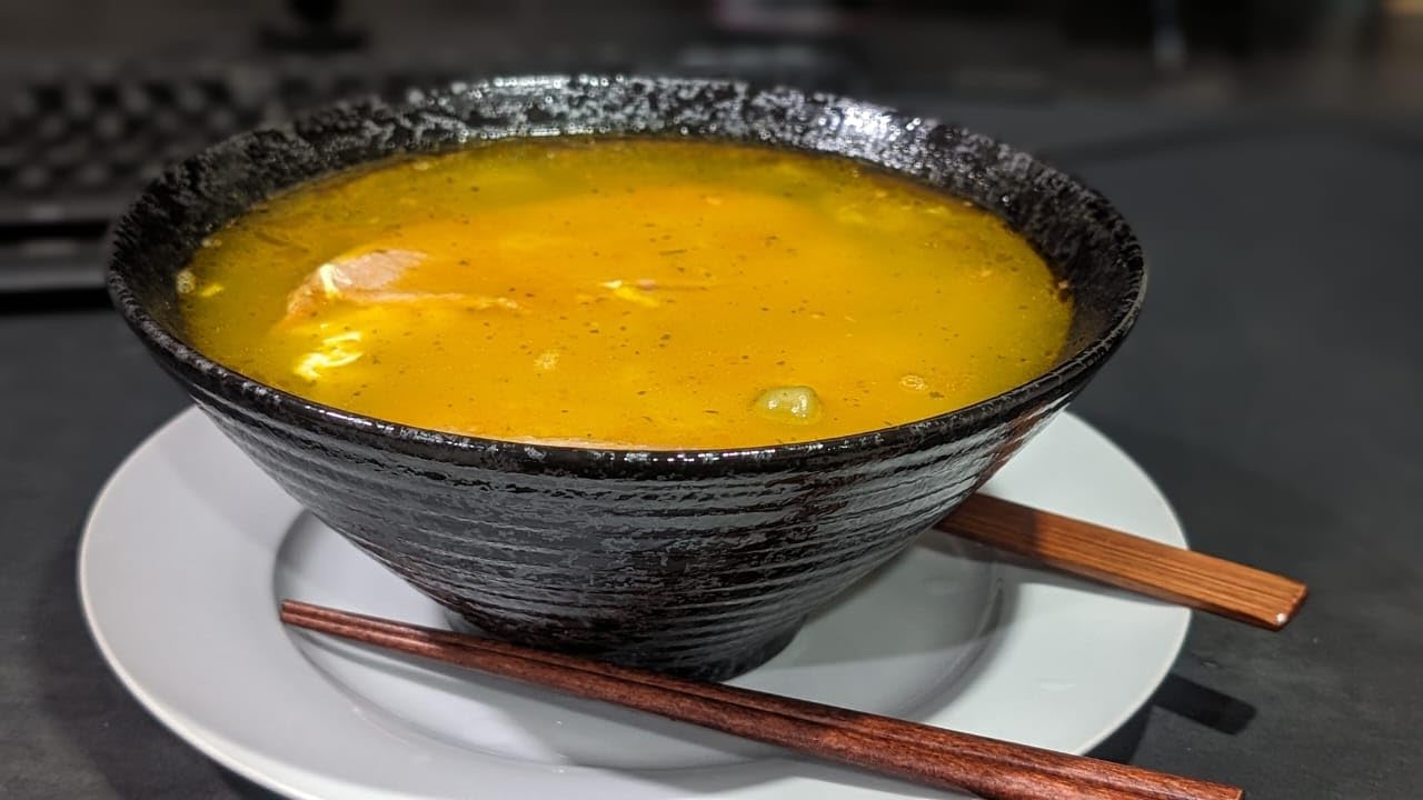 NJCHARMS Ceramic Ramen Bowl Set of 2, 60 oz Japanese Noodle Soup Bowls with Spoons and Chopsticks for Ramen Soup Pho Udon Asian Noodles, Large Noodle Bowls customer photo 2