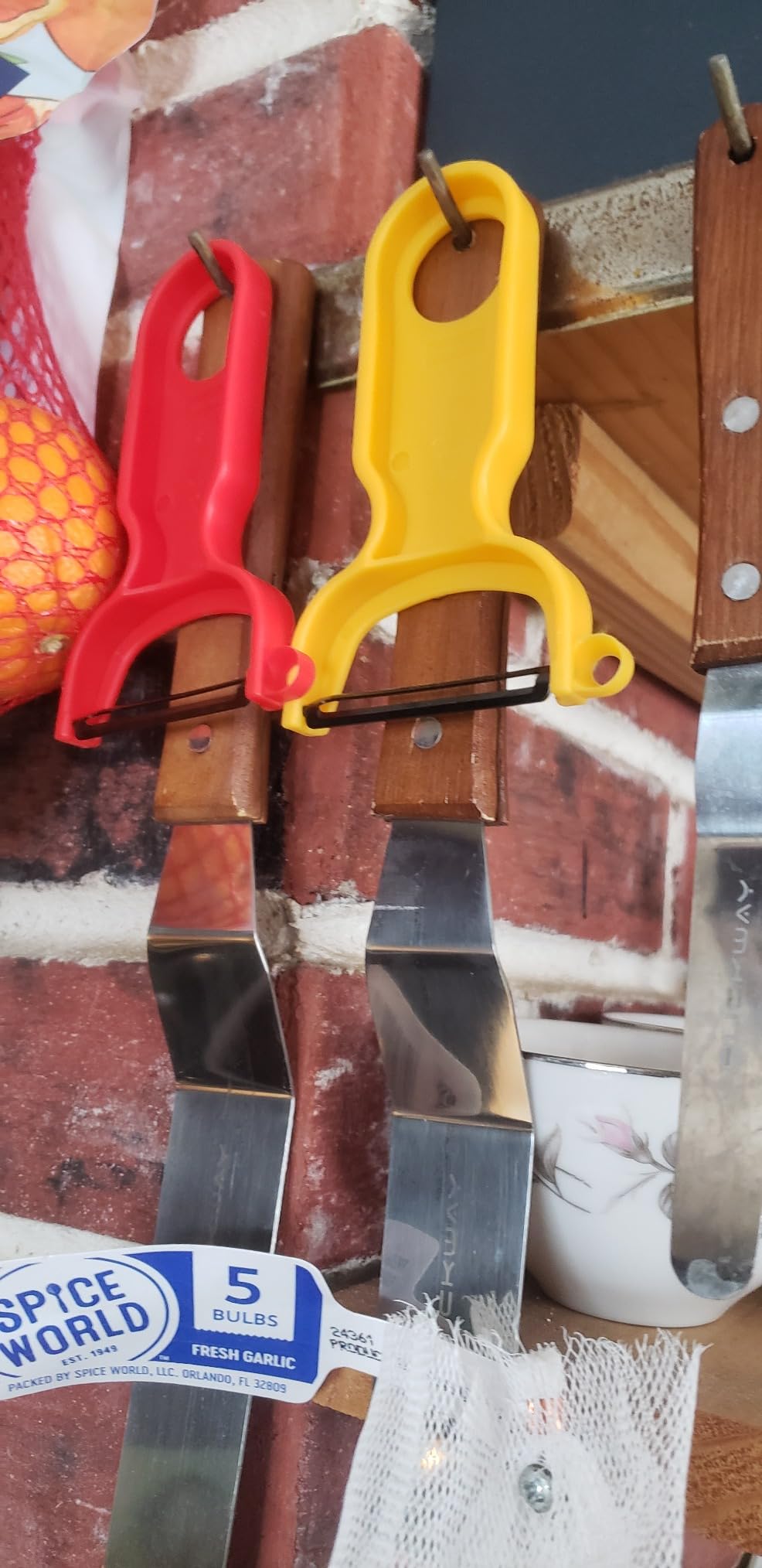 Original Vegetable Fruit Peeler Carbon Steel Blade 3 Pack Red/Green/Yellow customer photo 1