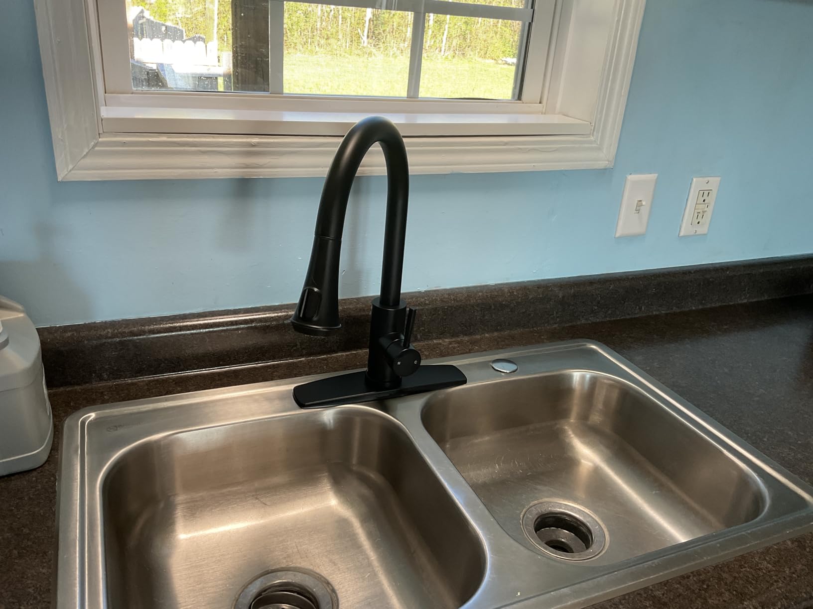 FORIOUS Kitchen Faucets with Pull Down Sprayer, Brushed Nickel, High Arc Single Handle Classic Stainless Steel Sink Faucet customer photo 2