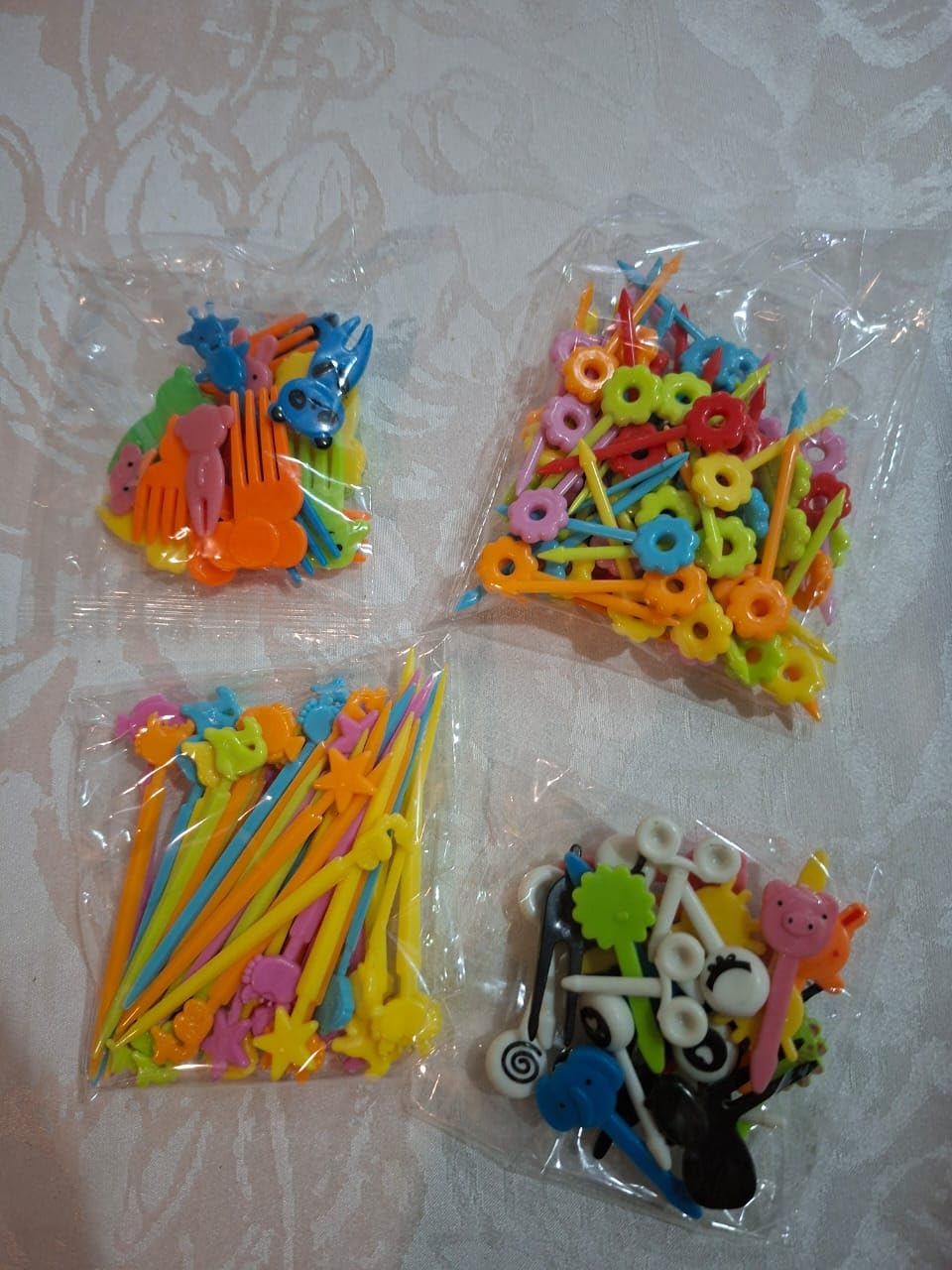 156PCS Animal Food Picks for Kids Bento Box Accessories, FATLODA Fun Kid Food Picks, Cute Fruit Toothpicks for Kids Lunch Accessories, Reusable Lunchbox Pick for Kid Toddler customer photo 1