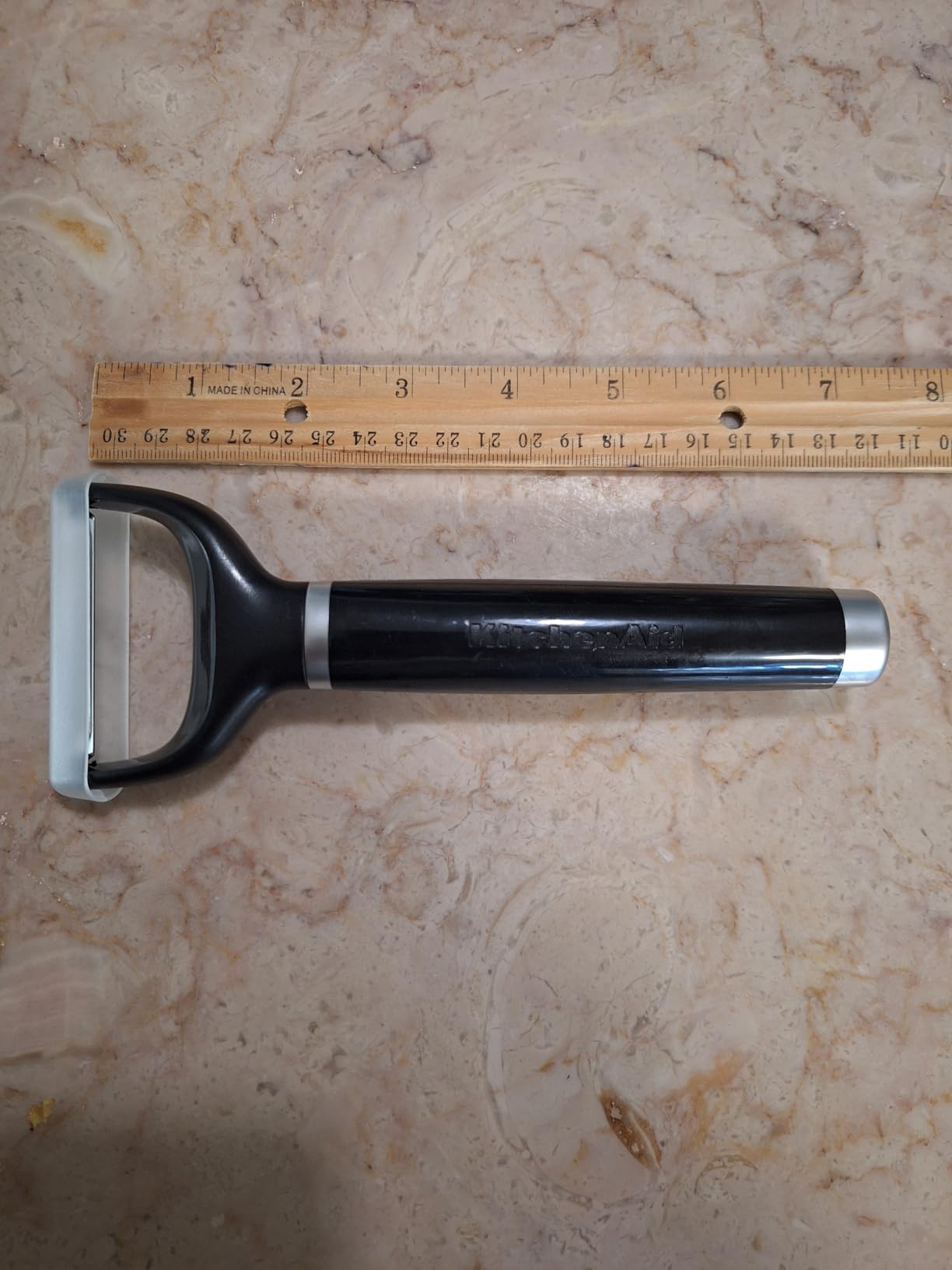 KitchenAid Y Peeler with Ergonomic Handle and Single Edge Blade - Dishwasher Safe with Protective Cover customer photo 2