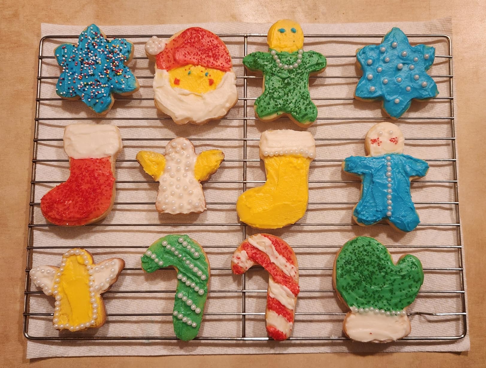 Christmas Cookie Cutters, 8Pcs Winter Holiday Cookie Cutter Set, Stainless Steel Metal Cutter with Gingerbread Men,Christmas Tree,Snowflake, Candy Cane, Angel, Santa Face,Stocking,Mitten customer photo 2