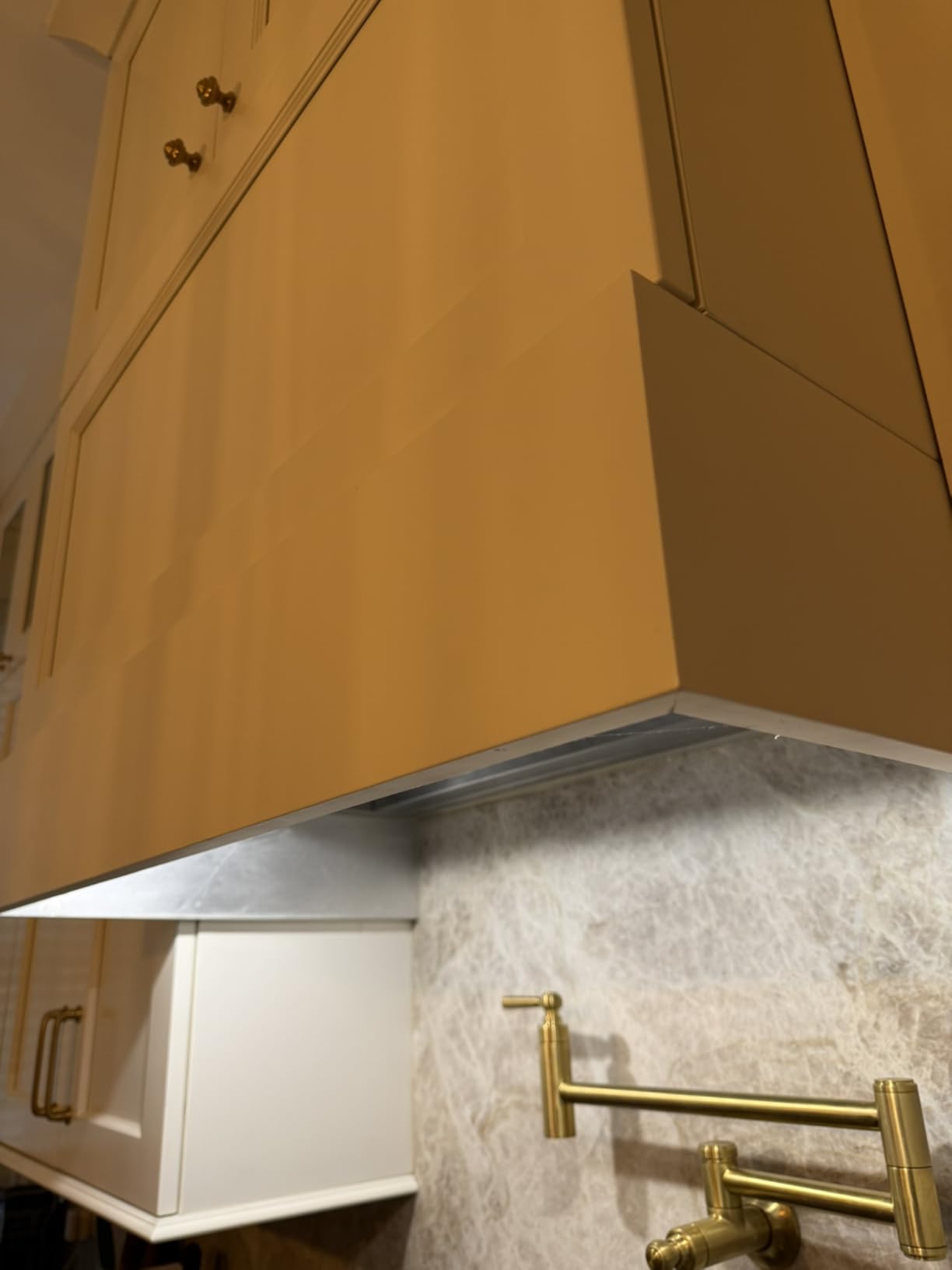 IKTCH 36 inch Built-in/Insert Range Hood 900 CFM, Ducted/Ductless Convertible Duct, Stainless Steel Kitchen Vent Hood with 2 Pcs Adjustable Lights and 3 Pcs Baffle Filters (IKB02-36'') customer photo 2