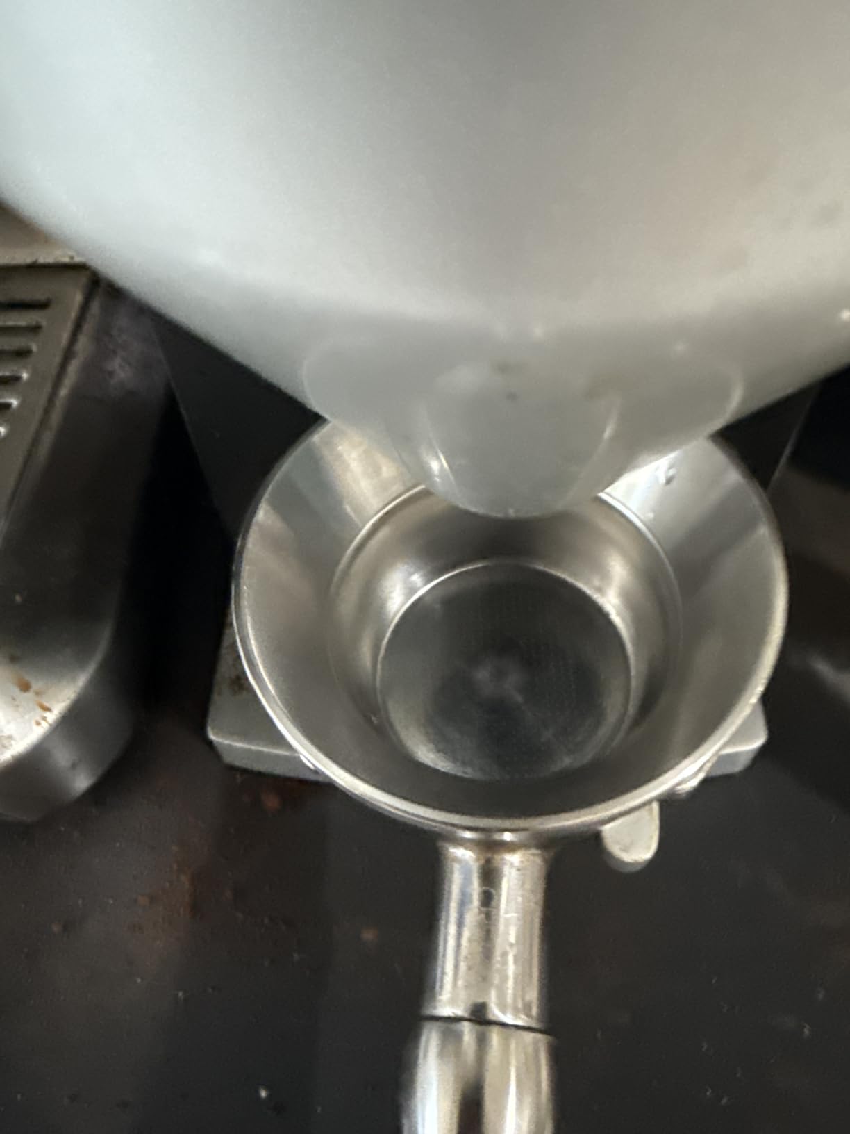 54mm Espresso Dosing Funnel, MATOW Stainless Steel Coffee Dosing Ring Compatible with Breville 54mm Portafilter customer photo 1