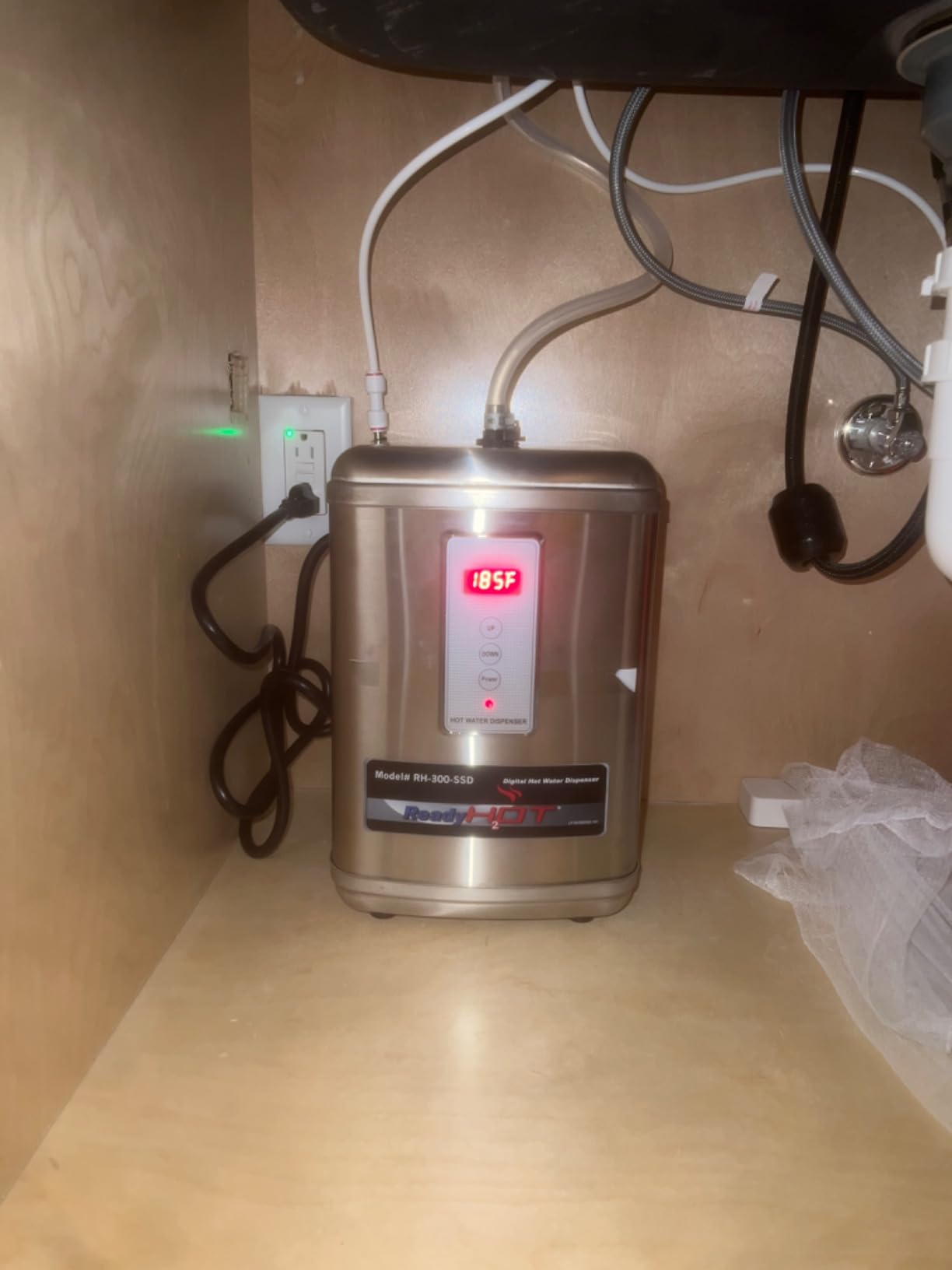 Ready Hot 41-RH-300-F570-BN Instant Hot Water Dispenser System, 2.5 Quarts, Digital Display Single Lever Hot Water Faucet Brushed Nickel customer photo 2