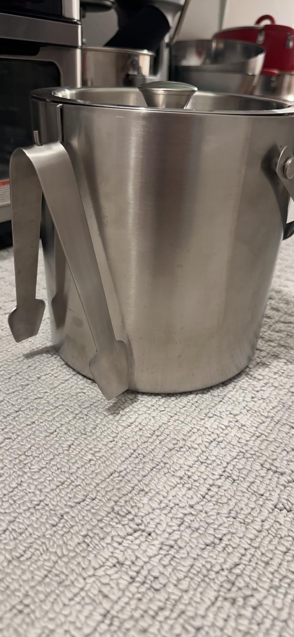FineDine Double-Wall Stainless Steel Insulated Ice Bucket with Lid & Ice Tong [3 Liter] Included Strainer Keeps Ice Cold & Dry, Carry Leather Handle, Home Bar, Chilling Beer, Champagne, Wine Bottle customer photo 2