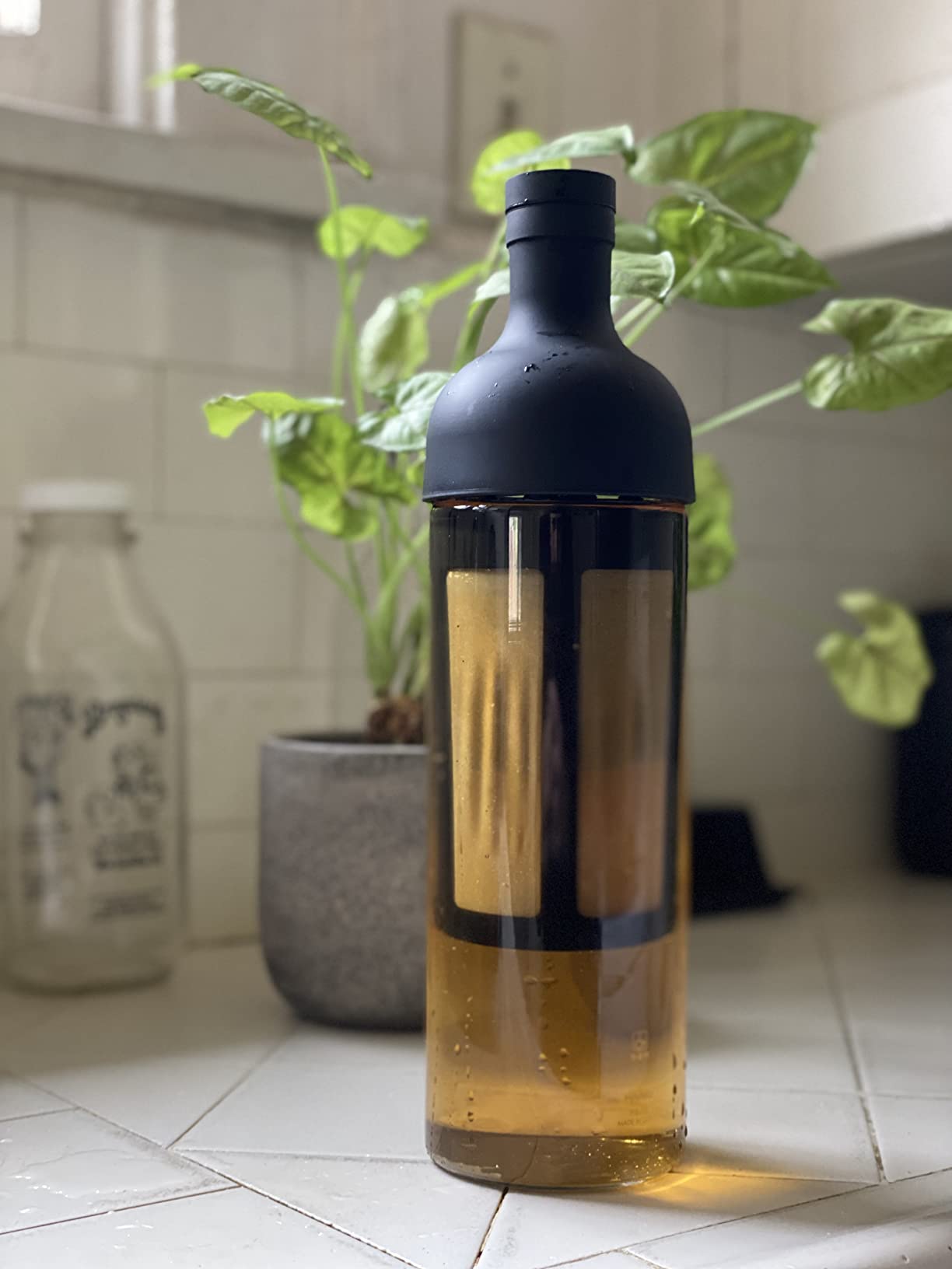 Hario Cold Brew Coffee Wine Bottle, 650ml, Black customer photo 2