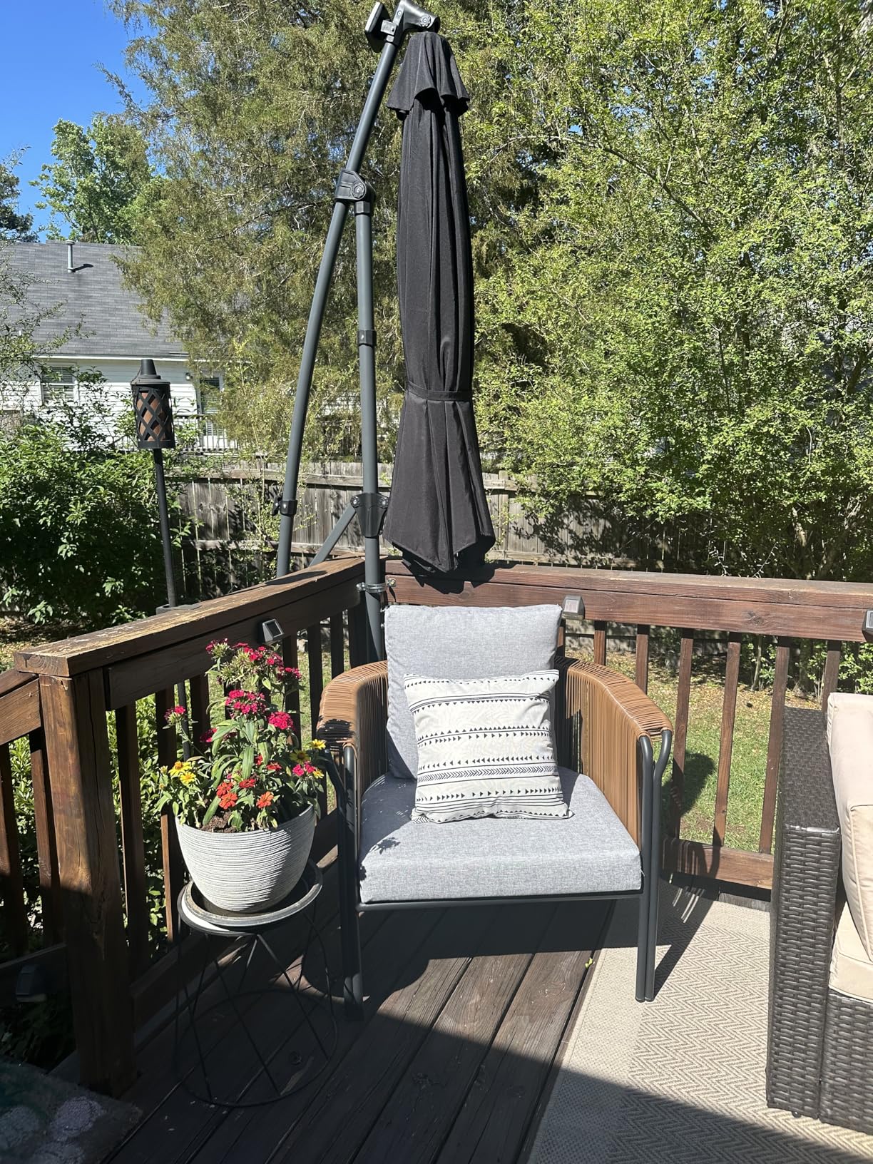 Best Choice Products 10ft Solar LED Offset Cantilever Hanging Market Patio Umbrella, 8 Sturdy Ribs, Easy Adjustment - Navy Blue customer photo 2