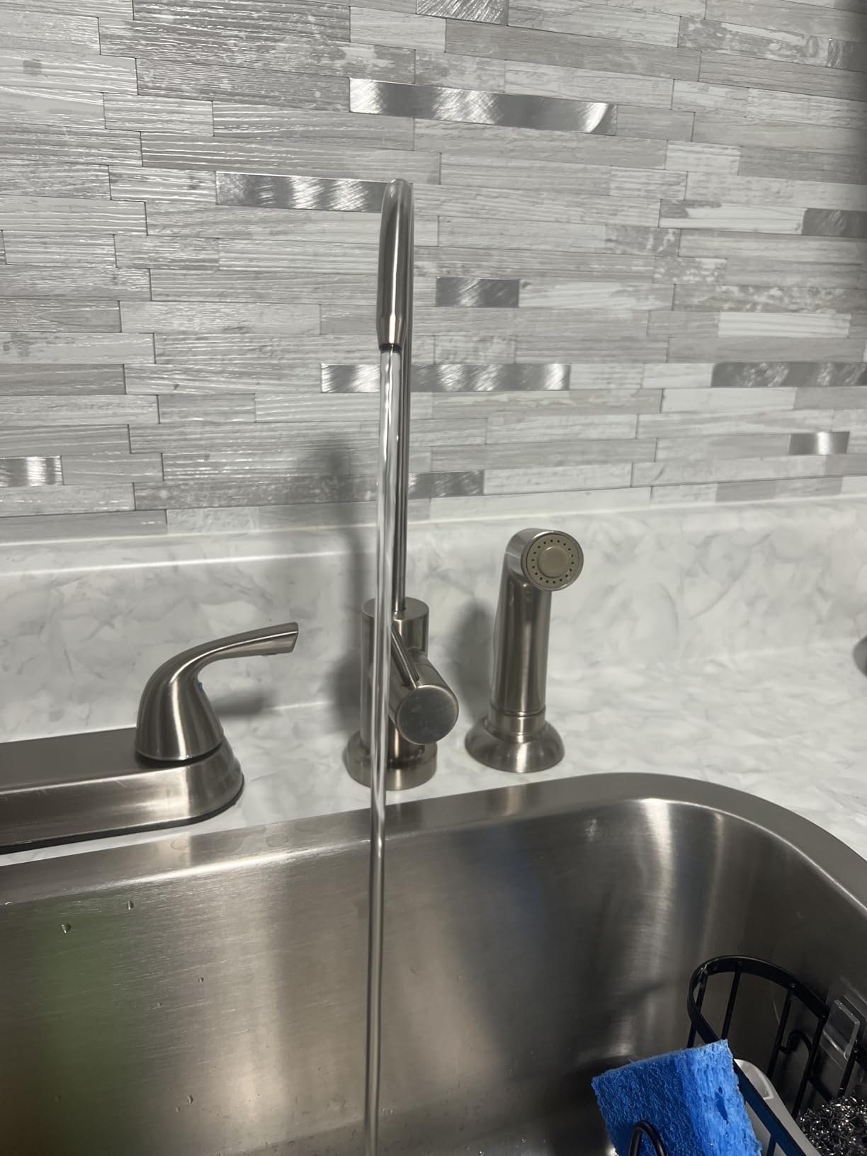 Waterdrop TSU 0.01 Micron Ultra Filtration Under Sink Water Filter System, 3-Stage Tankless Under Sink Water Filtration System with Faucet, Smart Panel, Not Lower TDS, Drilling Required customer photo 2