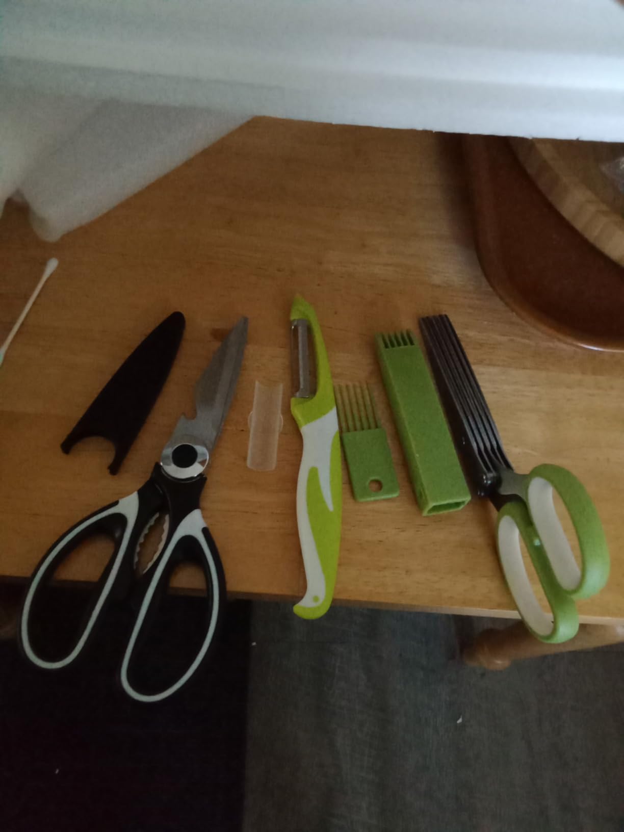 Herb Scissors with 5 Blades & Cleaning Kit, Stainless Steel Kitchen Shears for Herbs, Lettuce, Cilantro, Dishwasher Safe, Soft-Grip Handle customer photo 2