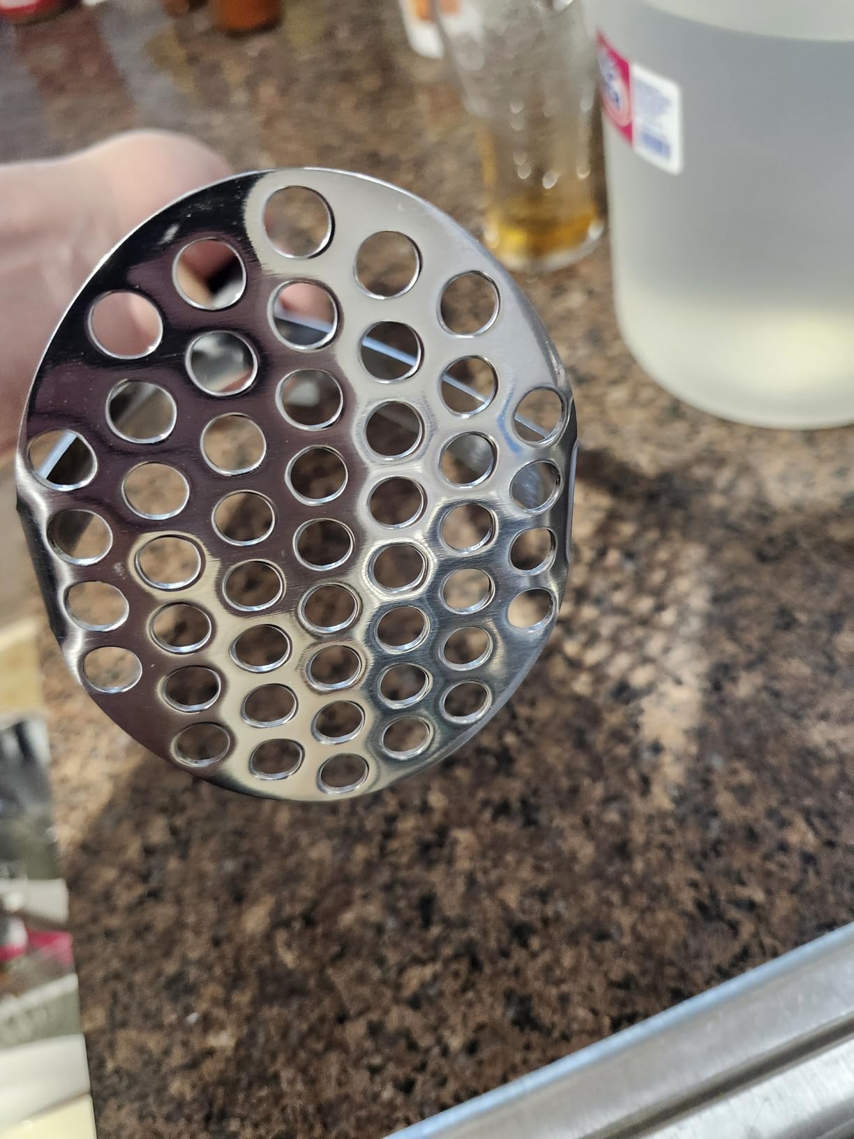 Joyoldelf Heavy Duty Potato Masher, Stainless Steel Integrated Masher Kitchen Tool & Food Masher/Potato Smasher with Non-slip Handle, Perfect for Bean, Vegetable, Fruits, Avocado, Meat customer photo 2