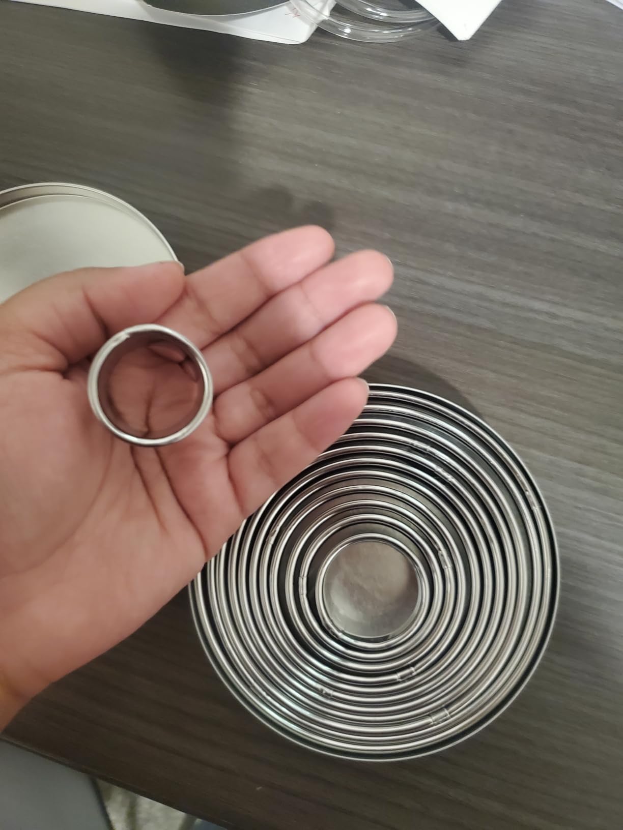 12 Pieces Round Cookie Biscuit Cutter Set, Graduated Circle Pastry Cutters, 18/8 Stainless Steel Cookie Cutters and Donut Cutter Ring Molds customer photo 2
