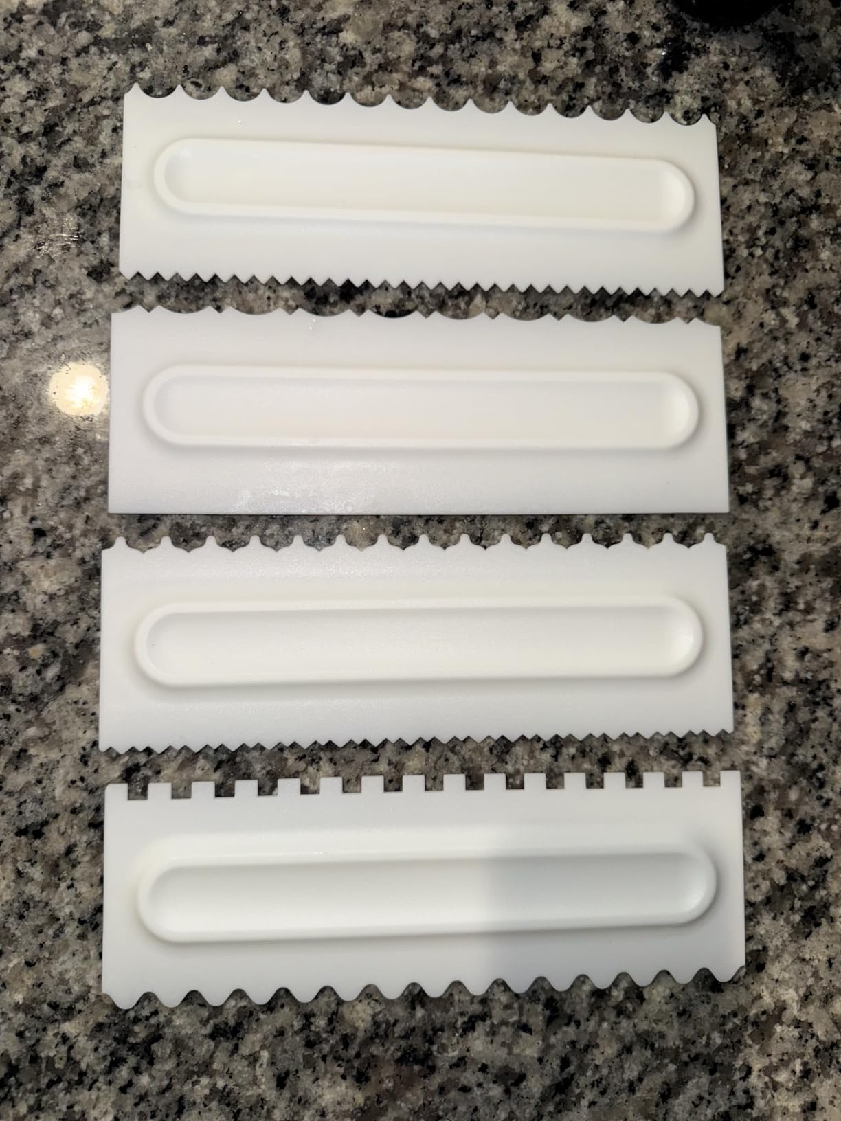 Cake Scraper Set Decorating Comb and Icing Smoother Tool Mousse Butter Cream Cake Edge DIY Tool Plastic Sawtooth Cake Scraper Icing Smoother Comb Set Kitchen Baking Tools Christmas Gift (4 Pack) customer photo 2