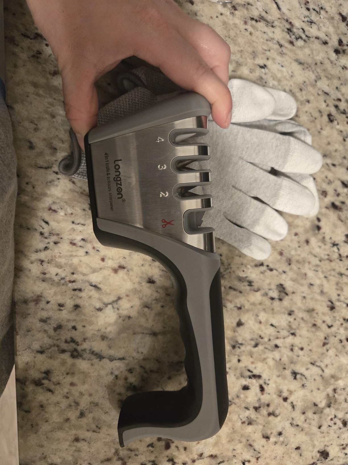Longzon 5-in-1 Knife Sharpener 4 Stage with Cut-Resistant Glove, Quickly Sharpens & Restores Dull Blades, Easy & Safe for Home Kitchen Use, Fits Most Knives and Scissors, Black+Silver customer photo 2