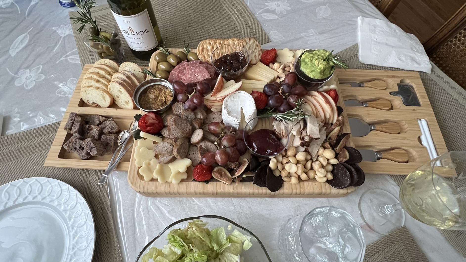 RoyalHouse Bamboo Cheese Board and Charcuterie Boards Set & Serving Tray for Meat, and Wine - Birthday Gifts for Women, Wedding Gift for Couples 2025, Bridal Shower, Housewarming Gift New Home customer photo 1
