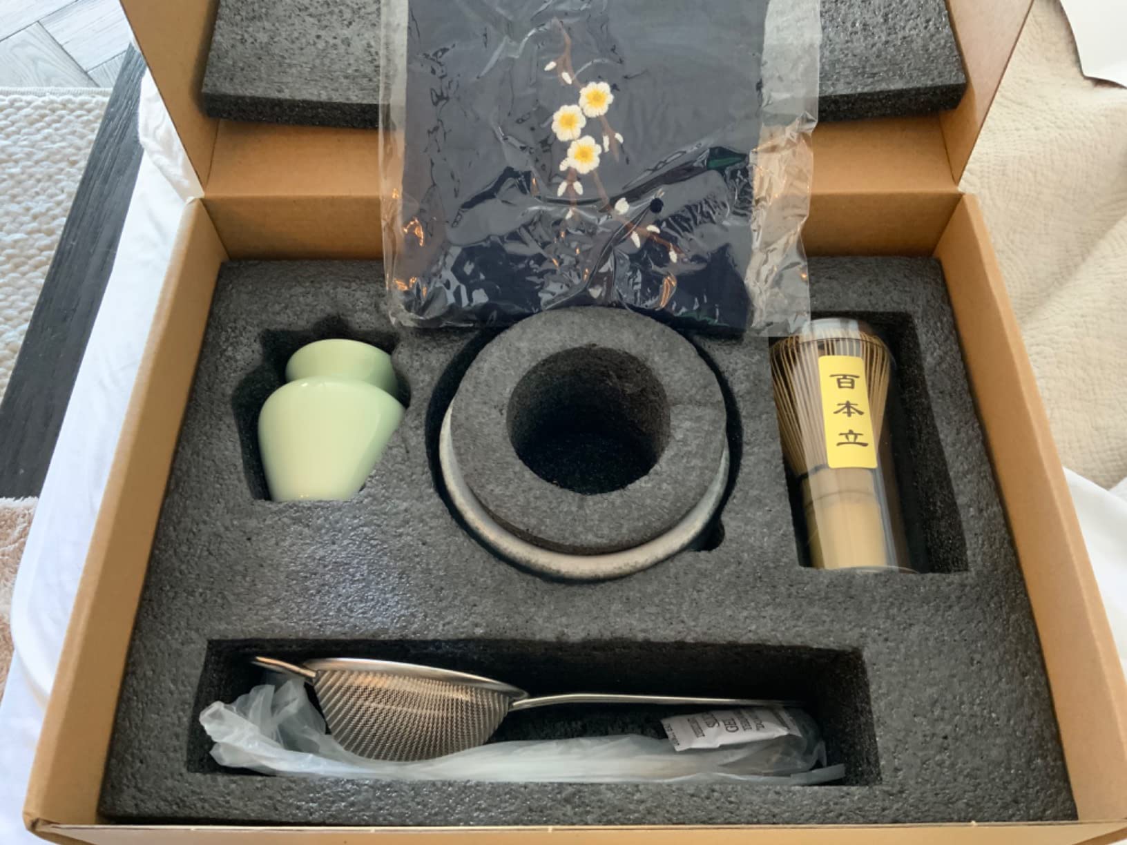 Artcome 12Pcs Japanese Matcha Tea Set - Bowl, Bamboo Whisk, Holder, Brush and Screen - Handmade Ceremony Kit for Traditional Tea Ceremony customer photo 2