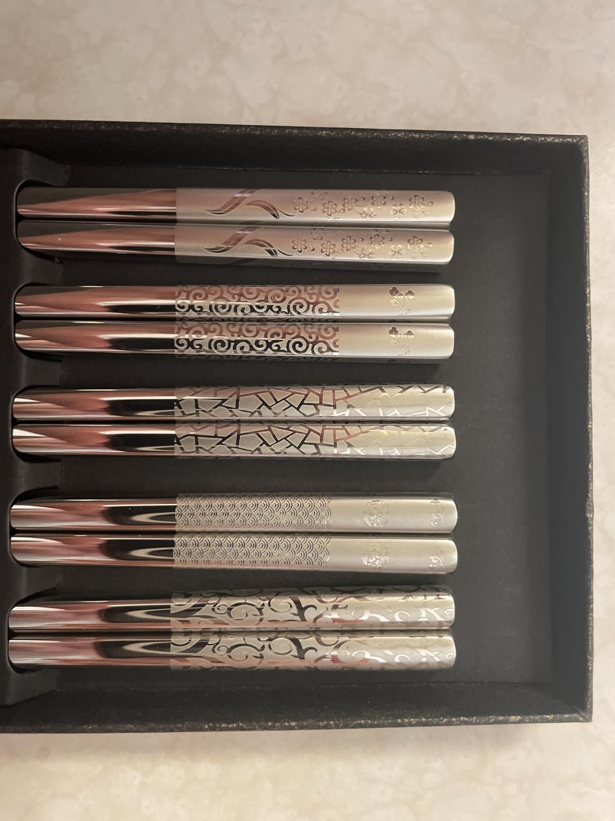 Metal Chopsticks Reusable 18/8 Stainless Steel Chopsticks Multipack Dishwasher Safe Chop Sticks Cute Laser Engraved Non-slip Japanese Korean Chopstick for Cooking Eating 9 1/4 Inches 5 Pairs Gift Set customer photo 1