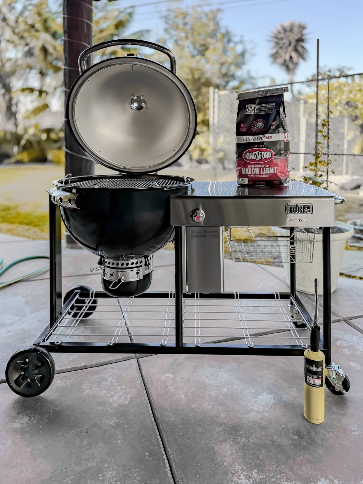 Weber Summit Kamado S6 Charcoal Grilling Center, Black - Dual-Walled Insulated Steel Kamado with 24 inch Cooking Area, Porcelain-Enameled Kettle & One-Touch Cleaning System customer photo 2