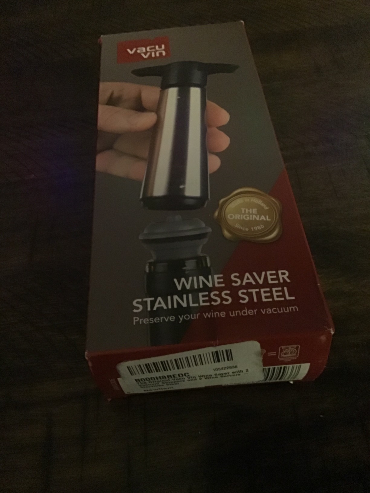 Vacu Vin Wine Saver Stainless Steel Gift Box - Includes 1 Vacuum Pump & 2 Stoppers - Preserve Wine Freshness - Elegant Wine Accessory Set customer photo 2