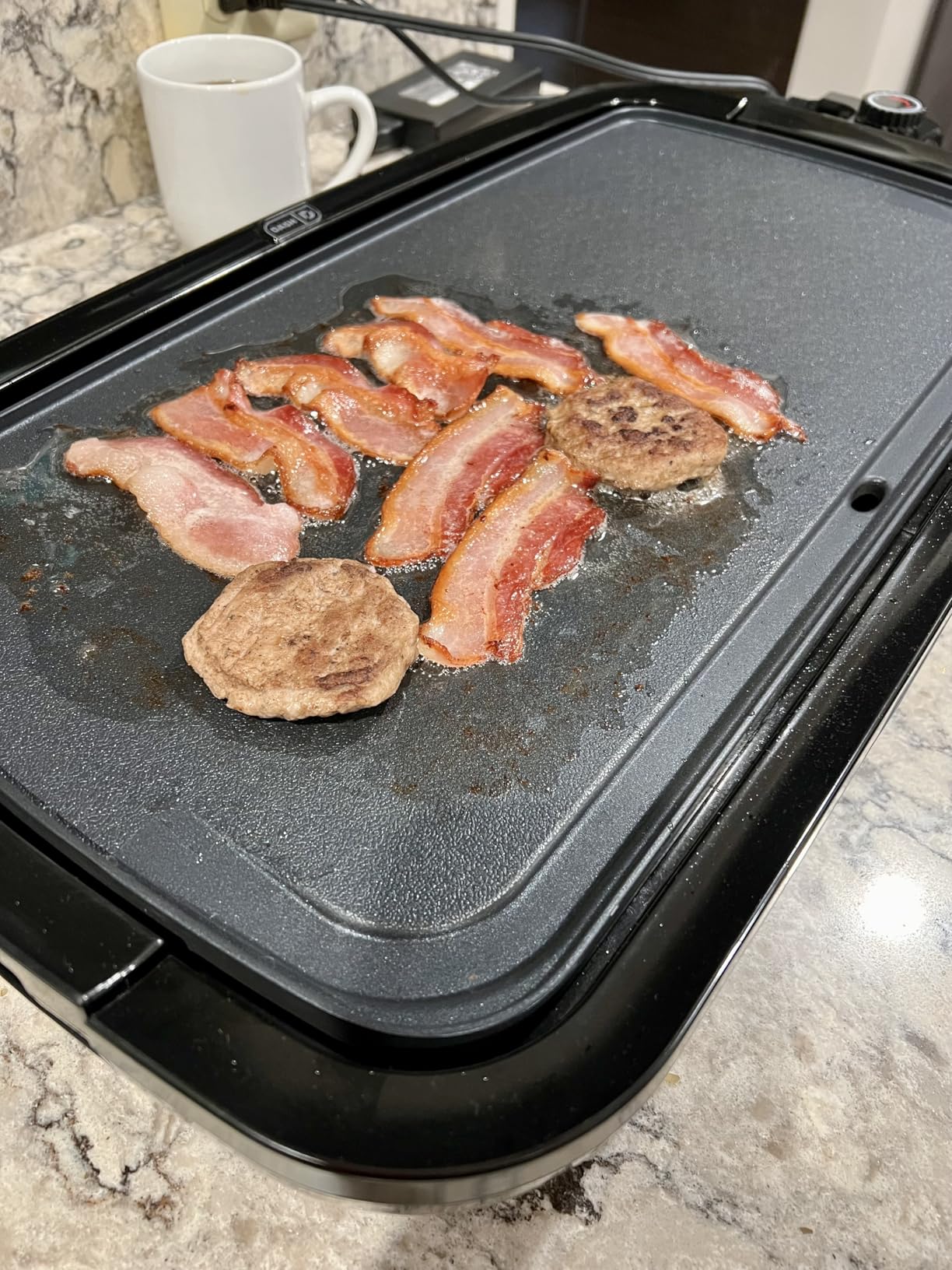 Dash Everyday Electric Griddle - Indoor Griddle for Versatile Cooking - Features Quick-Heating, Anti-Slip Feet, and Removable, Nonstick Plate - Aqua customer photo 2