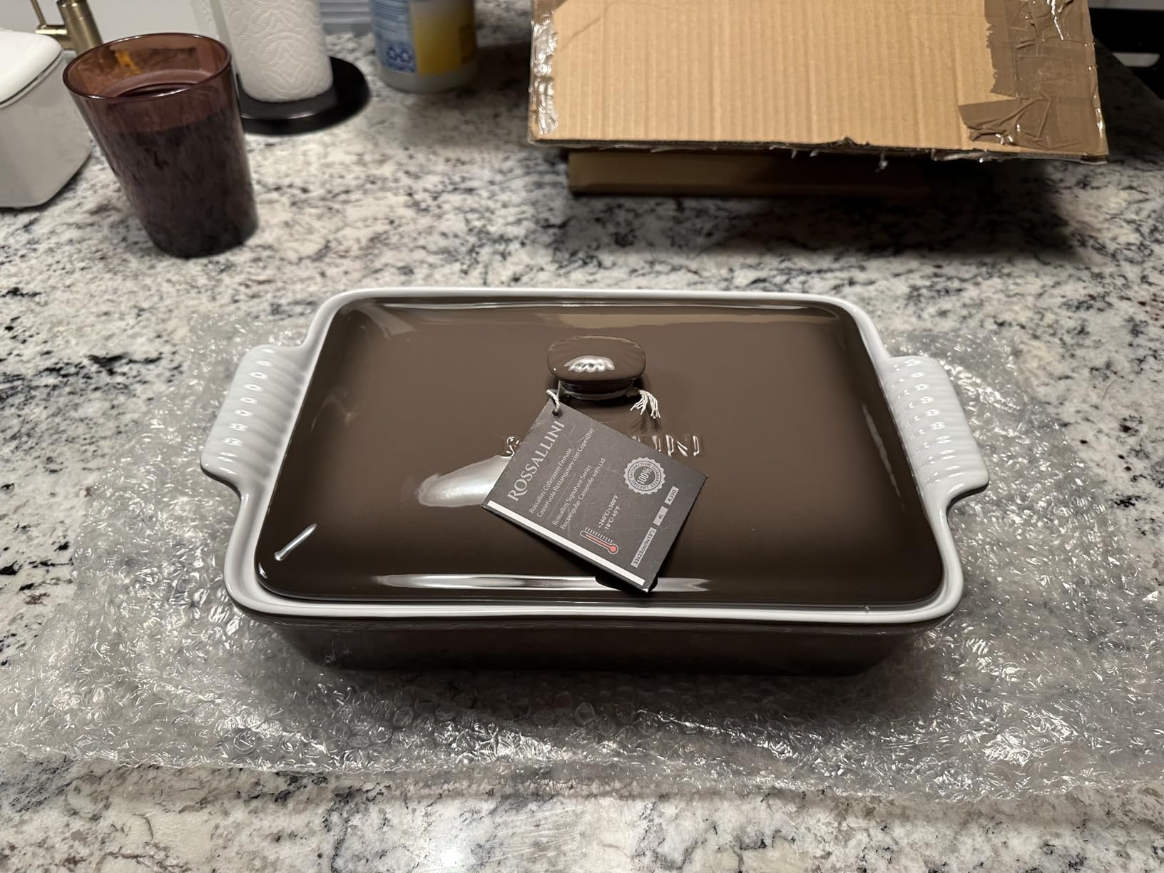 Stoneware Casserole Dish Bakeware Set with Lid, Covered Rectangular Dinnerware, Extra Large 4.23 Quart, 13 by 9 Inch, Verde Salvia [Sage Green] customer photo 2