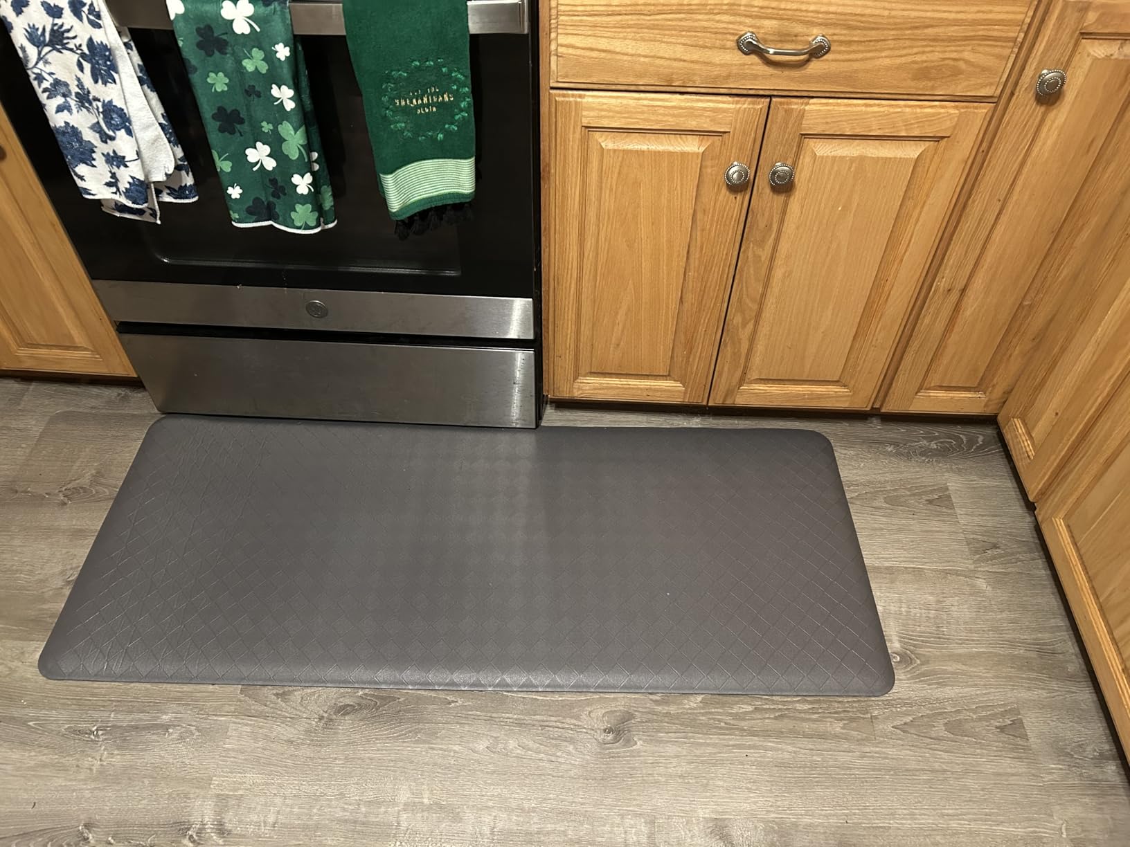 HappyTrends Floor Mat Cushioned Anti-Fatigue ,17.3