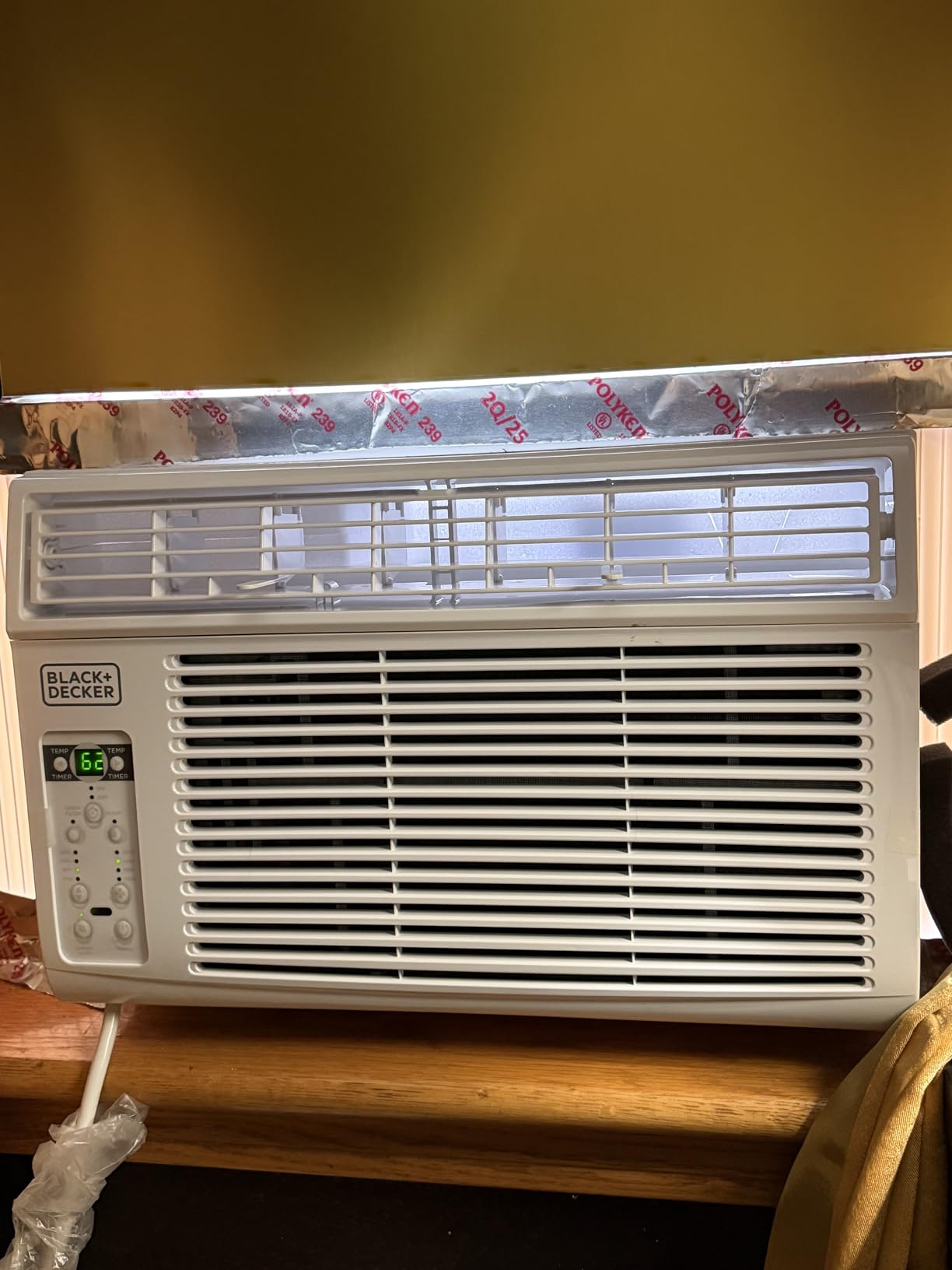 BLACK+DECKER Window Air Conditioner 10000 BTU, AC Window Unit Cools Up to 450 Square Feet, Window AC Unit with Remote Control, 3 Cooling Speeds and Fan Only Function, BD10WT6, White customer photo 2