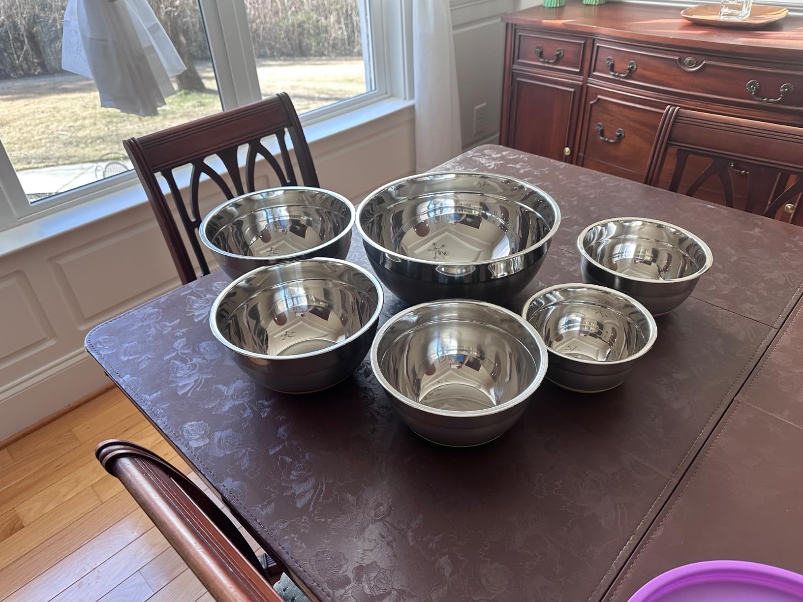 Umite Chef Mixing Bowls with Airtight Lids, 6 piece Stainless Steel Metal Nesting Storage Bowls, Non-Slip Bottoms Size 7, 3.5, 2.5, 2.0, 1.5, 1QT (Khaki) customer photo 2